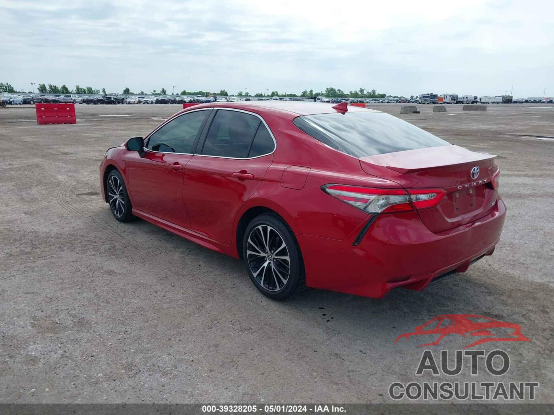 TOYOTA CAMRY 2019 - 4T1B11HK2KU160096