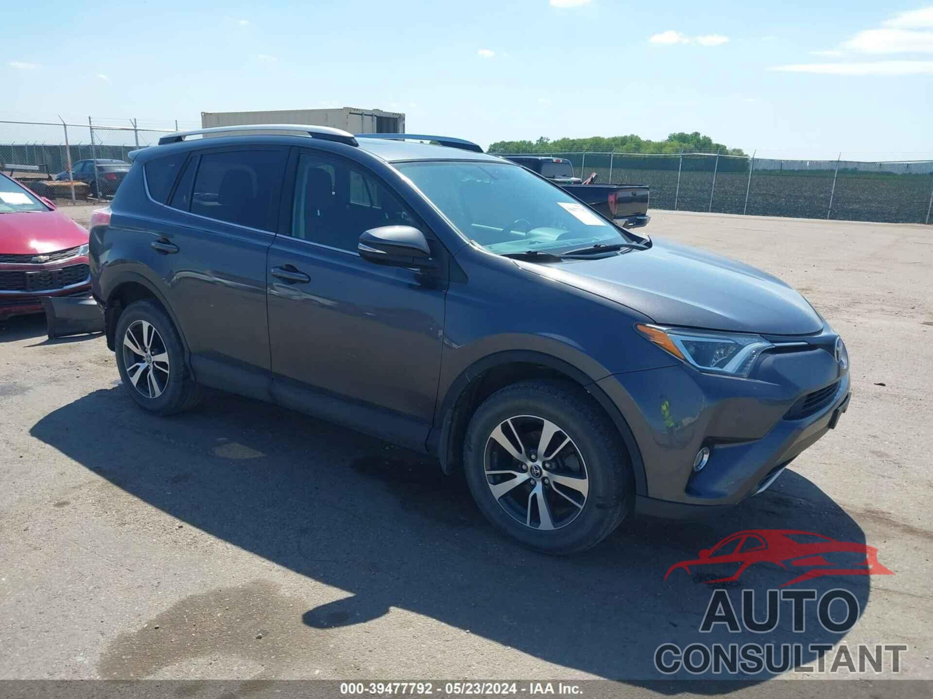 TOYOTA RAV4 2016 - JTMRFREV2GD195830