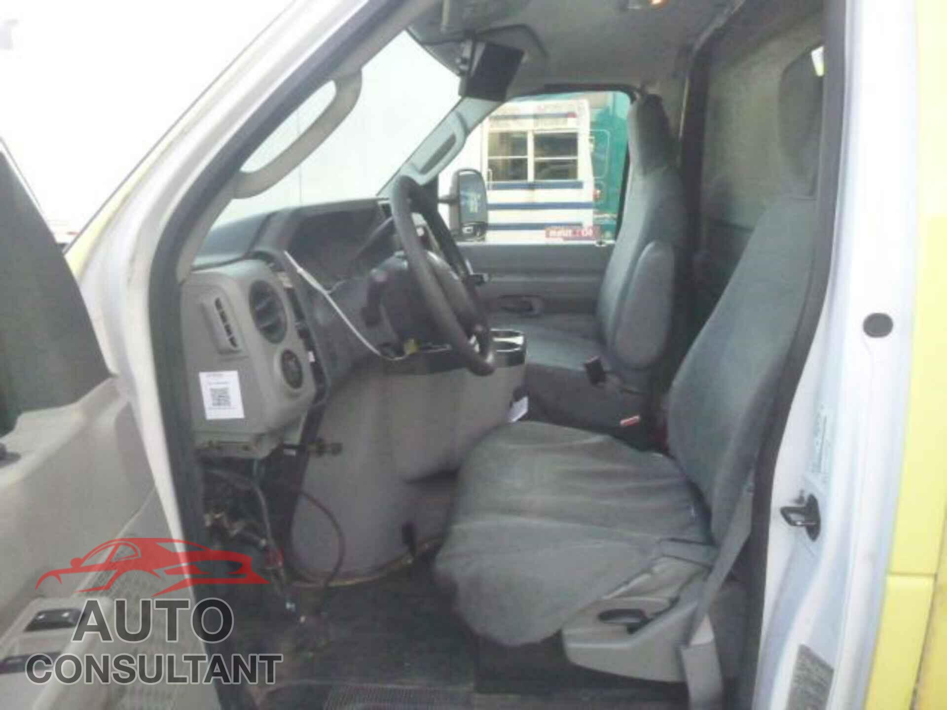FORD ECONOLINE 2017 - 1FDXE4FS3HDC68606