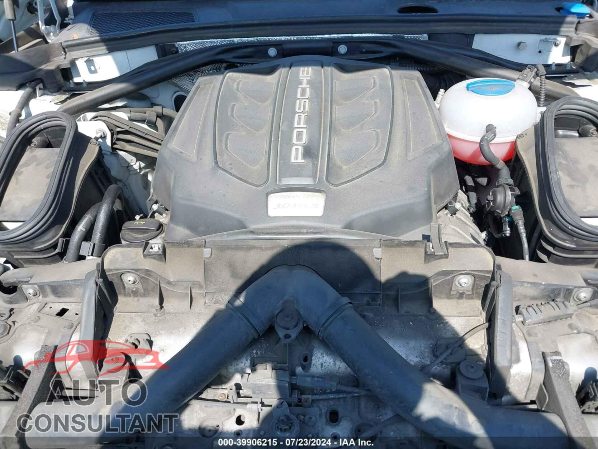 PORSCHE MACAN 2016 - WP1AB2A58GLB43662