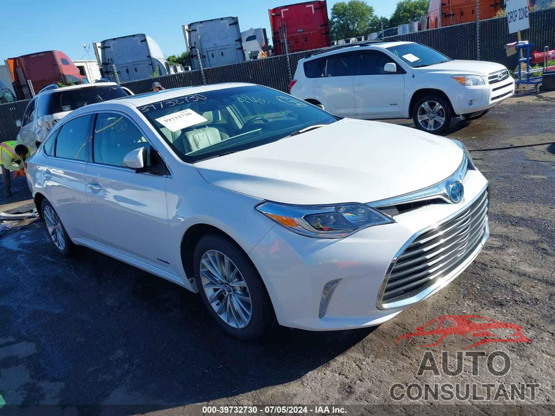 TOYOTA AVALON HYBRID 2018 - 4T1BD1EB6JU064269
