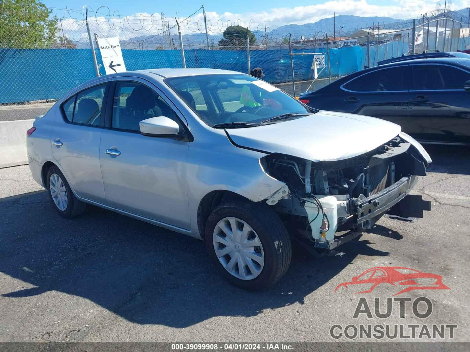 NISSAN VERSA 2018 - 3N1CN7AP6JK442250