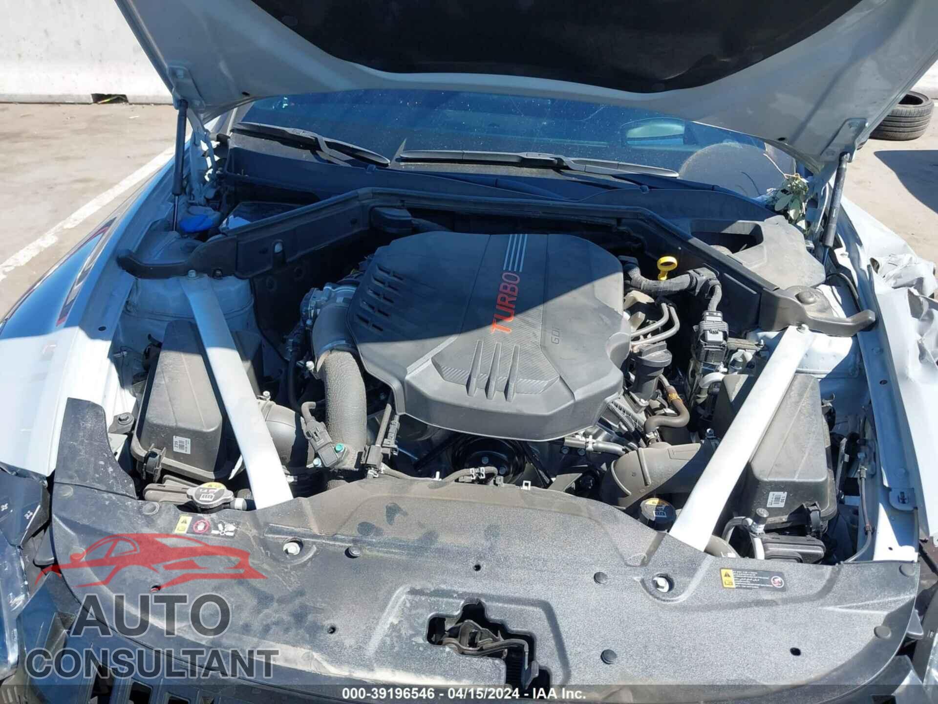 KIA STINGER 2023 - KNAE55LC0P6128737
