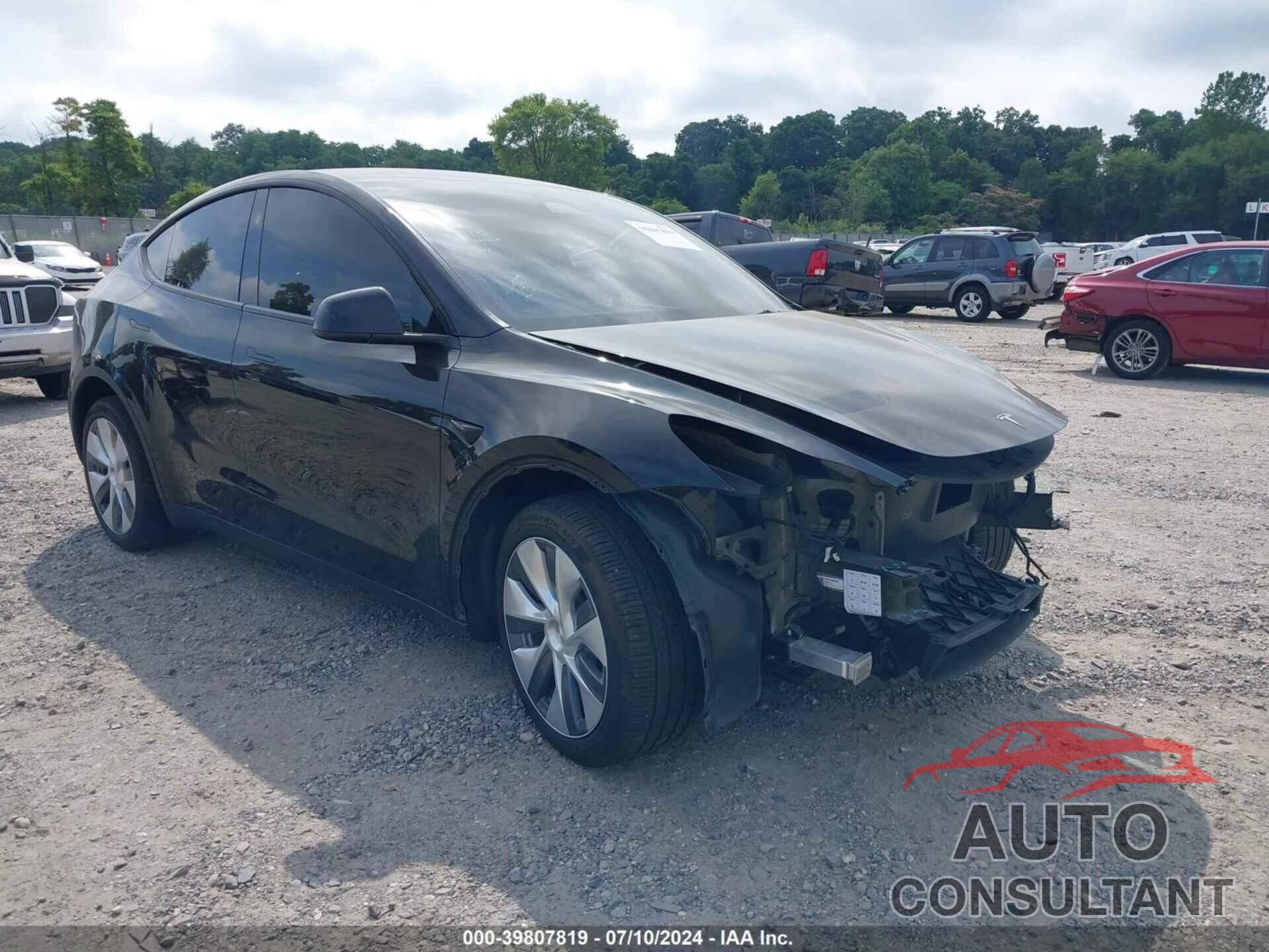 TESLA MODEL Y 2023 - 7SAYGDEE0PA141205