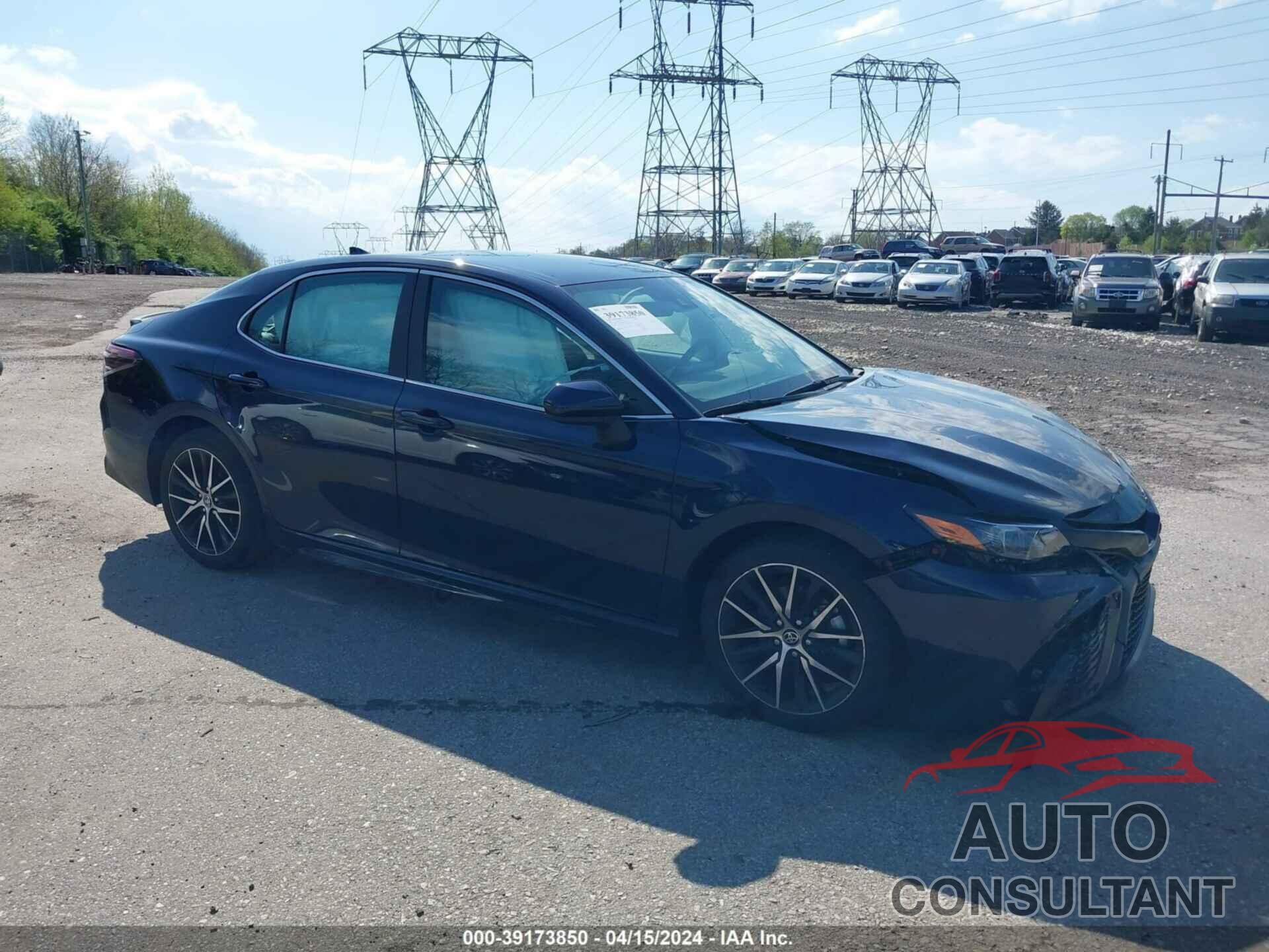 TOYOTA CAMRY 2021 - 4T1G11AKXMU601525