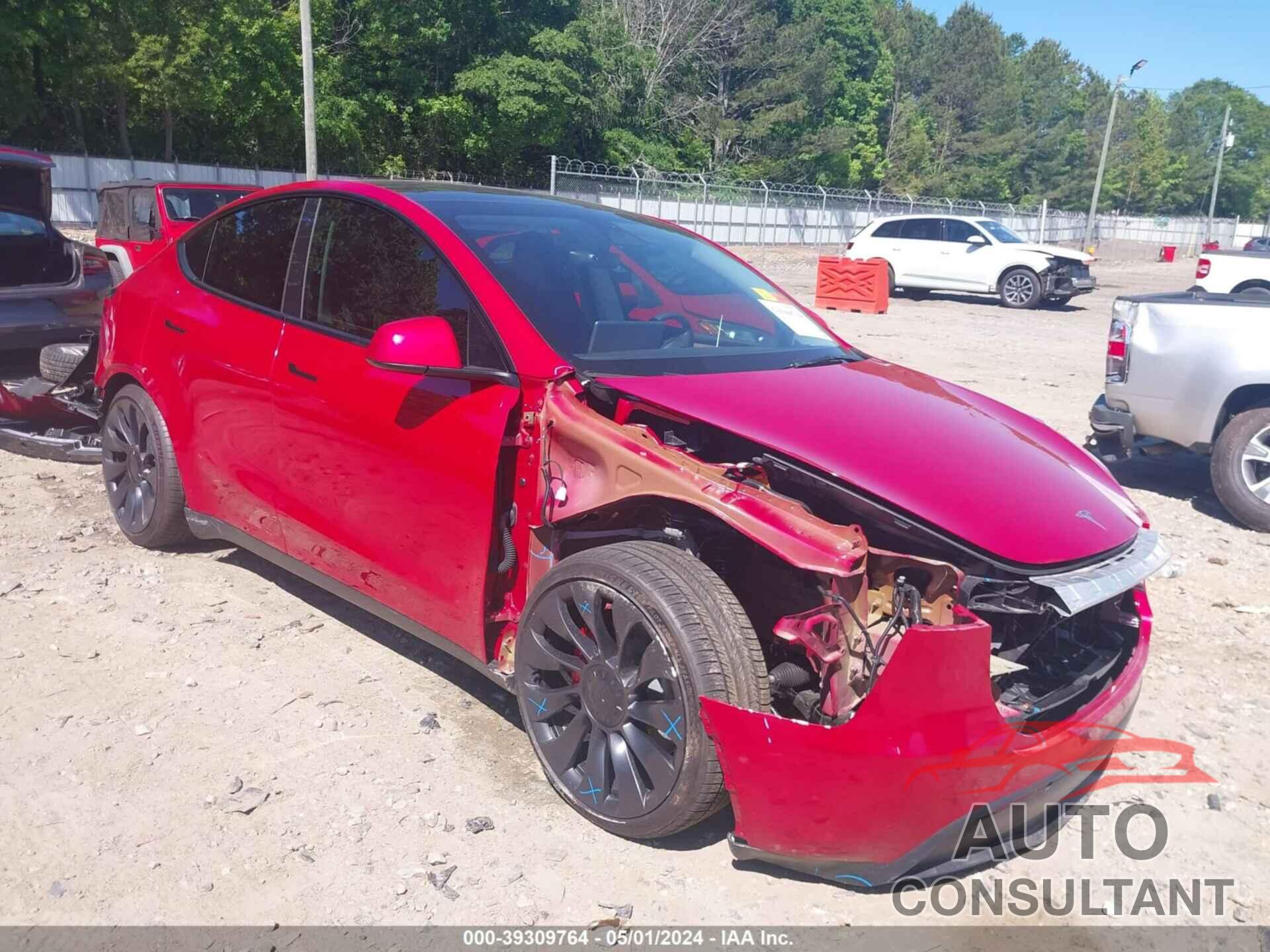 TESLA MODEL Y 2023 - 7SAYGDEF2PF744359