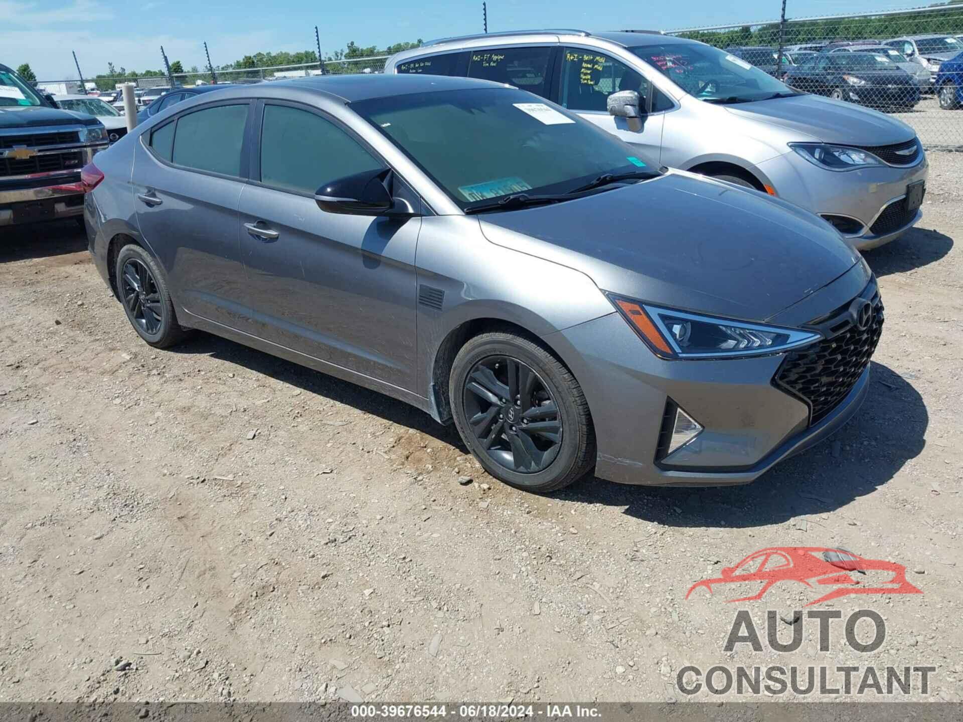 HYUNDAI ELANTRA 2020 - 5NPD84LF0LH517307
