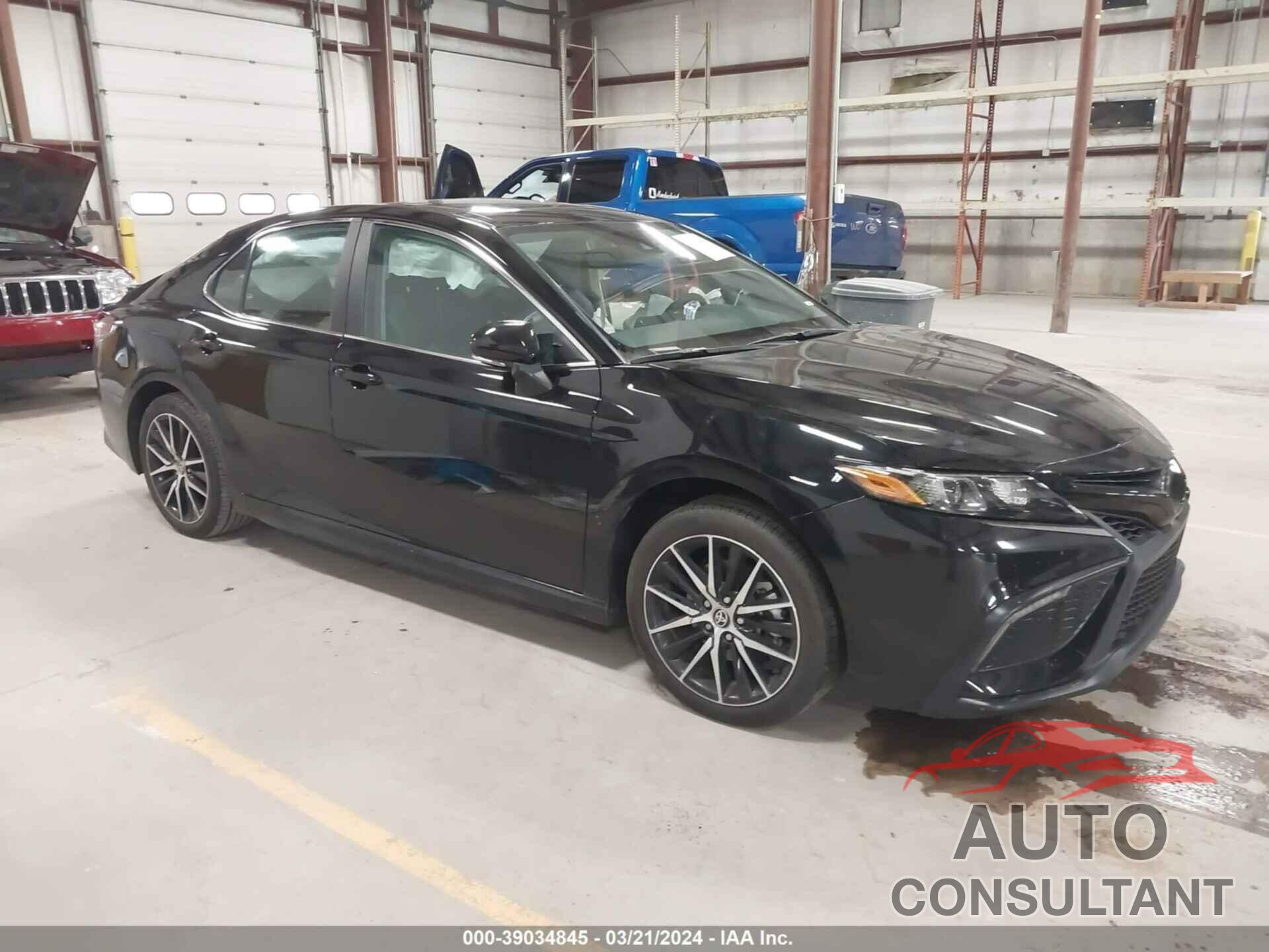 TOYOTA CAMRY 2022 - 4T1T11BK7NU060657