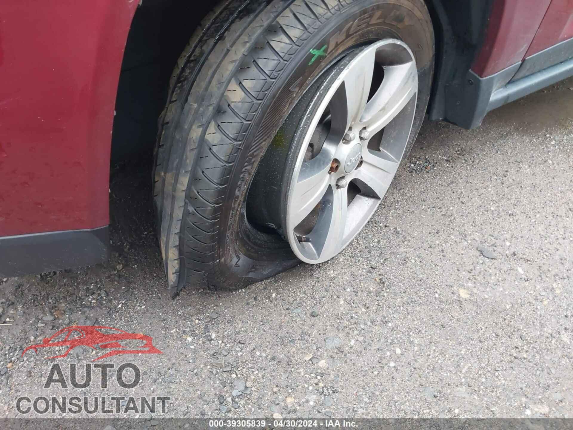 JEEP COMPASS 2017 - 1C4NJDEB3HD177683
