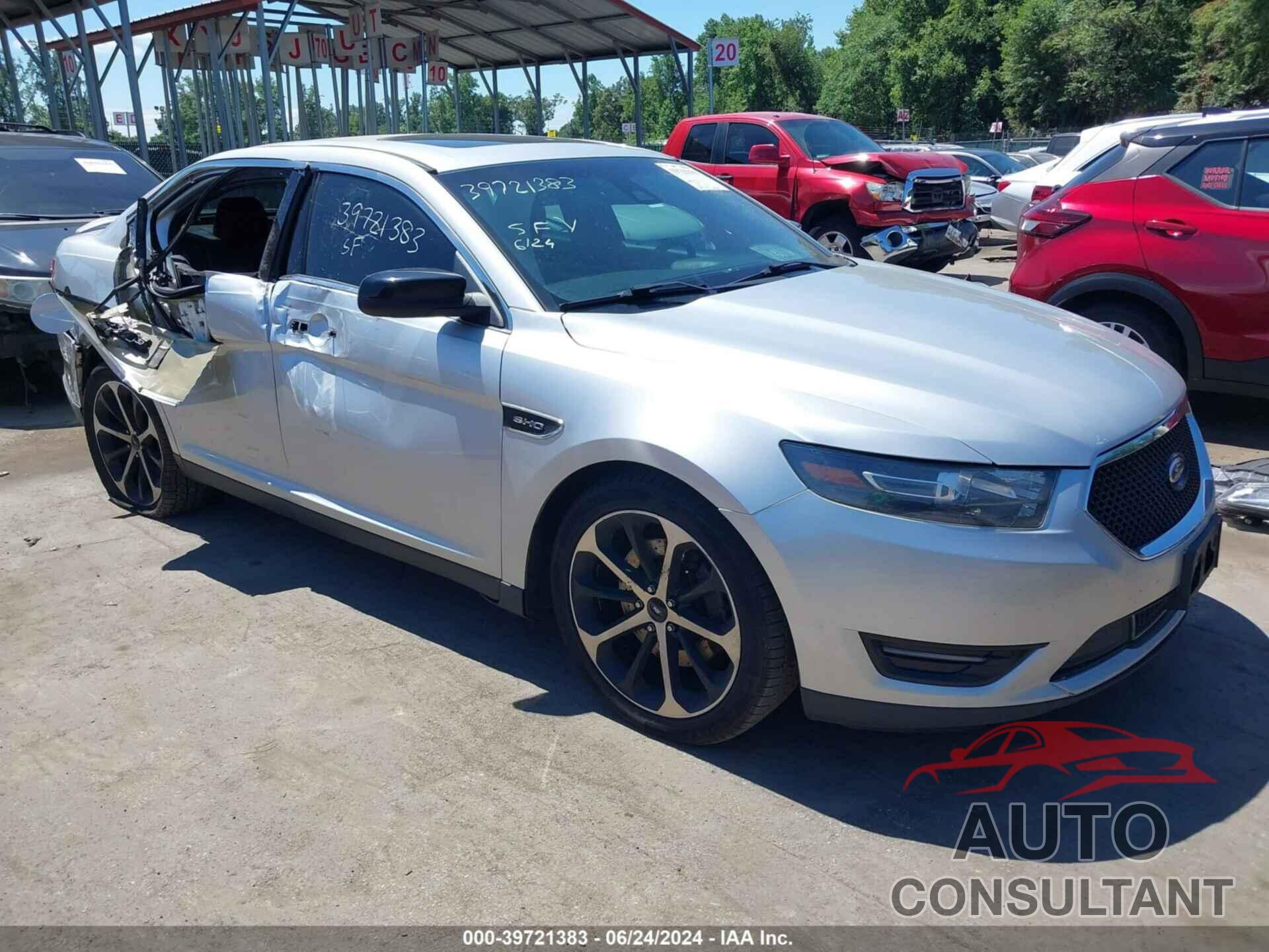 FORD TAURUS 2016 - 1FAHP2KT6GG125819