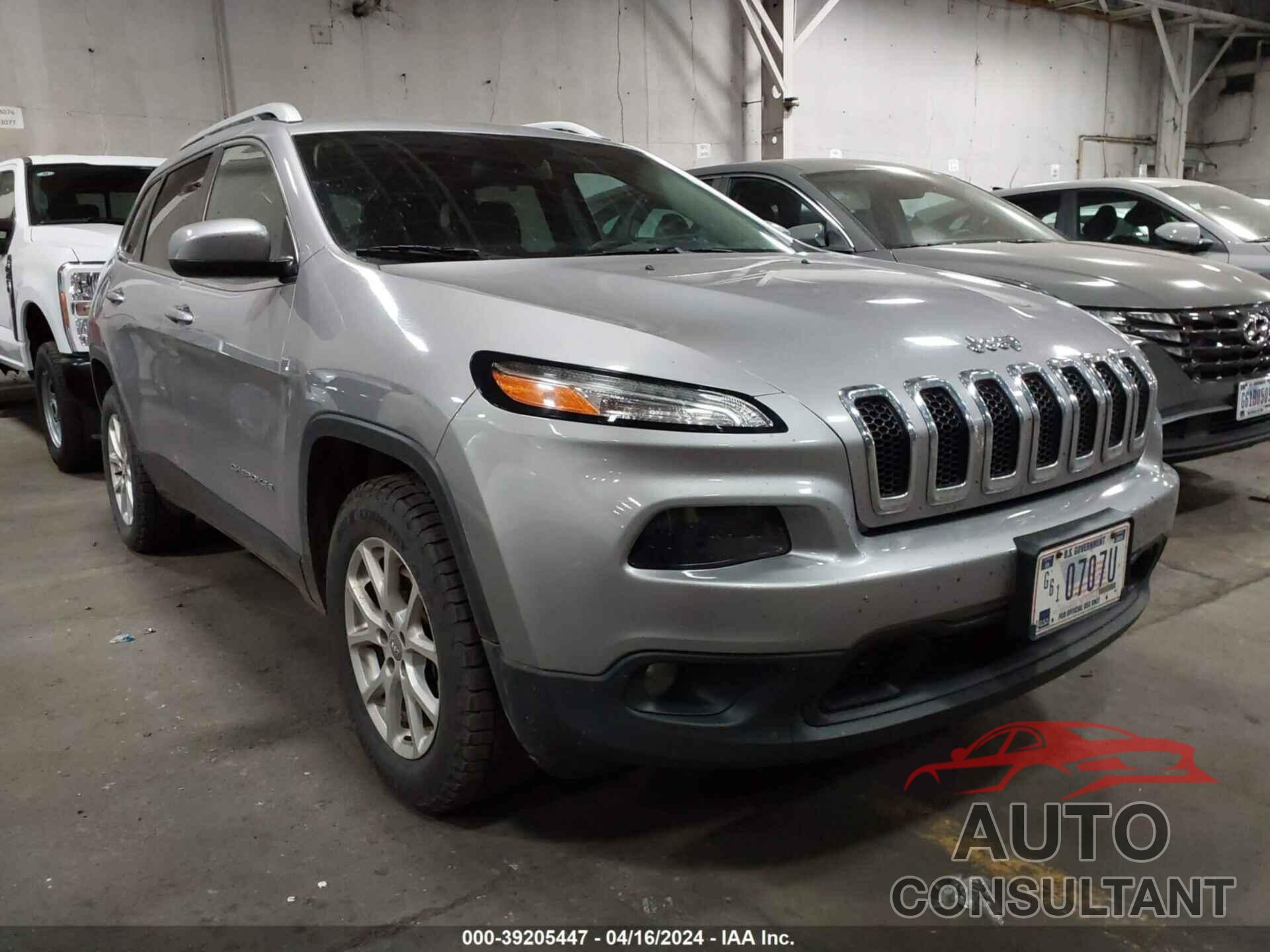 JEEP CHEROKEE 2018 - 1C4PJMCB6JD561135