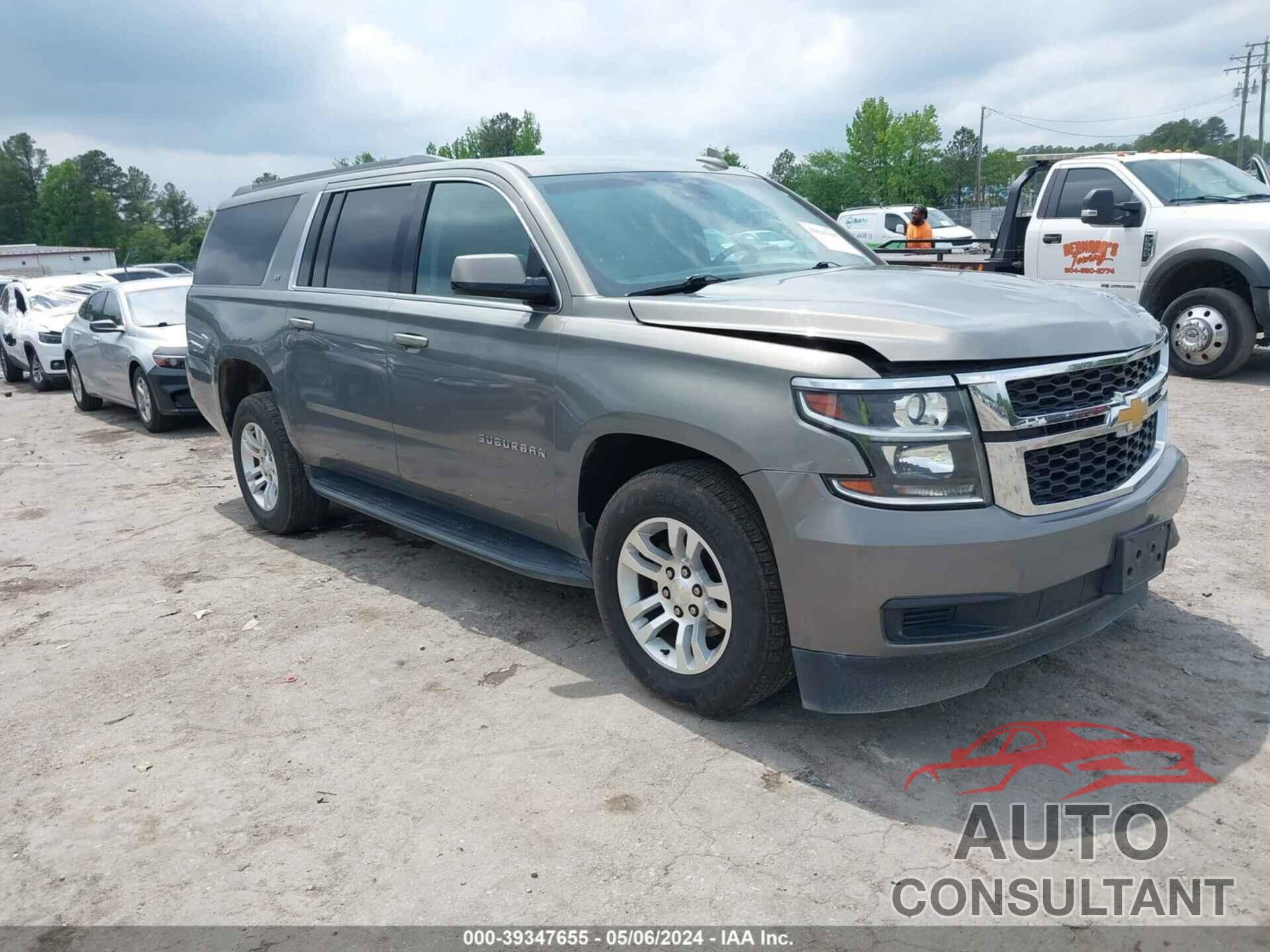 CHEVROLET SUBURBAN 2017 - 1GNSKHKC5HR326786