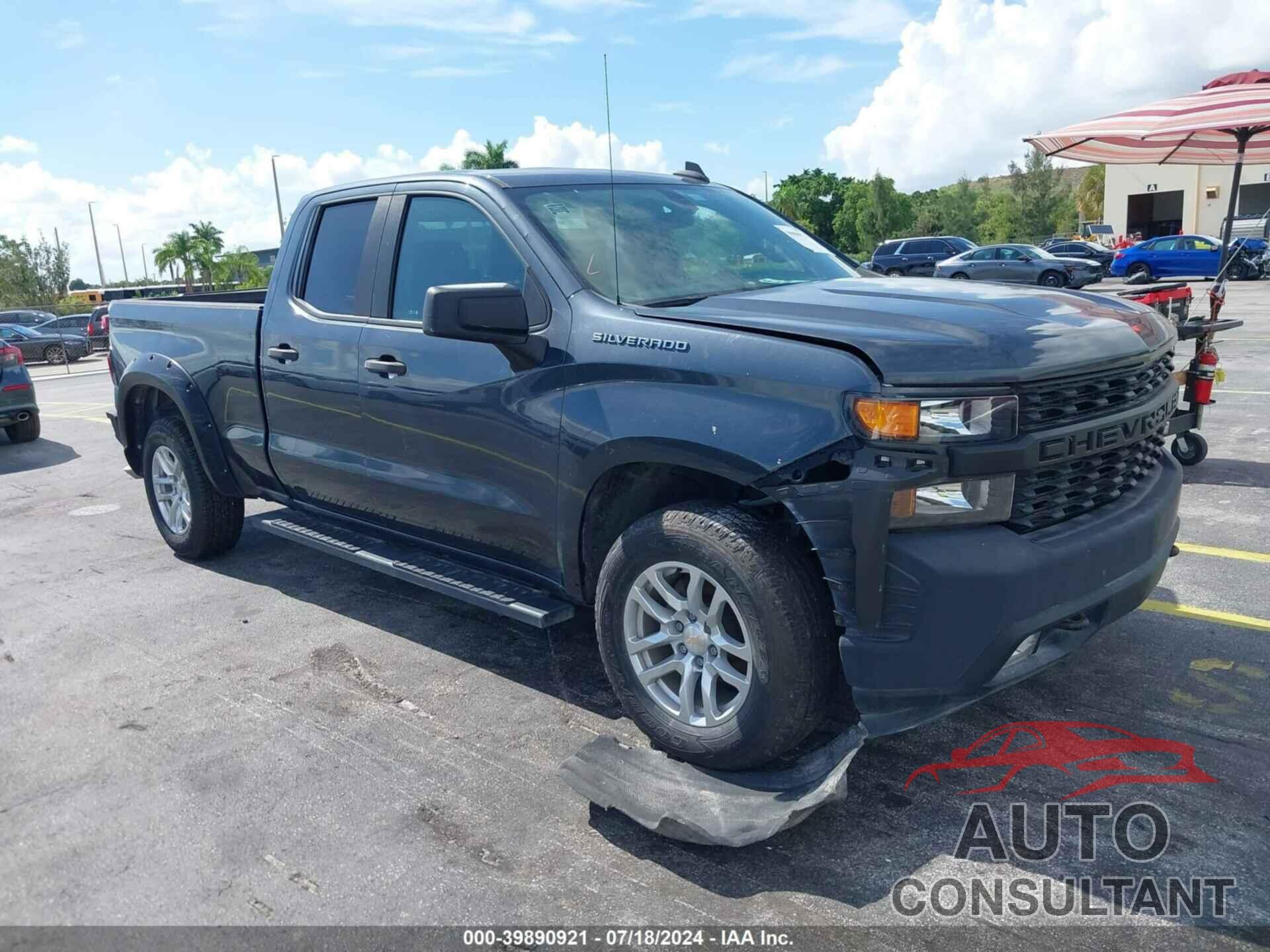 CHEVROLET SILVERADO 1500 2020 - 1GCRWAEH2LZ292048