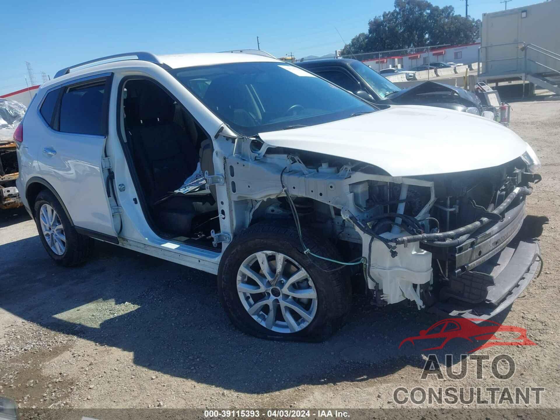 NISSAN ROGUE 2017 - KNMAT2MT3HP600932