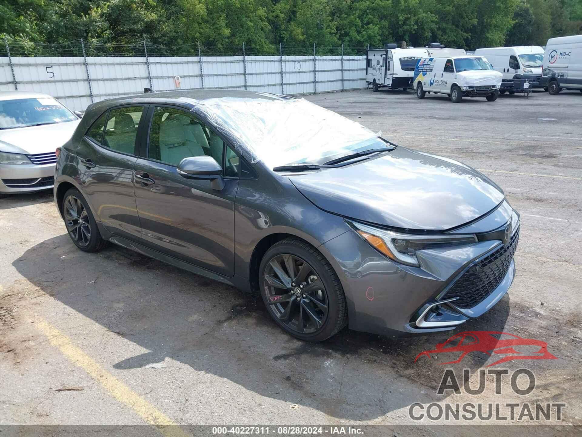 TOYOTA COROLLA 2024 - JTNC4MBE3R3230284