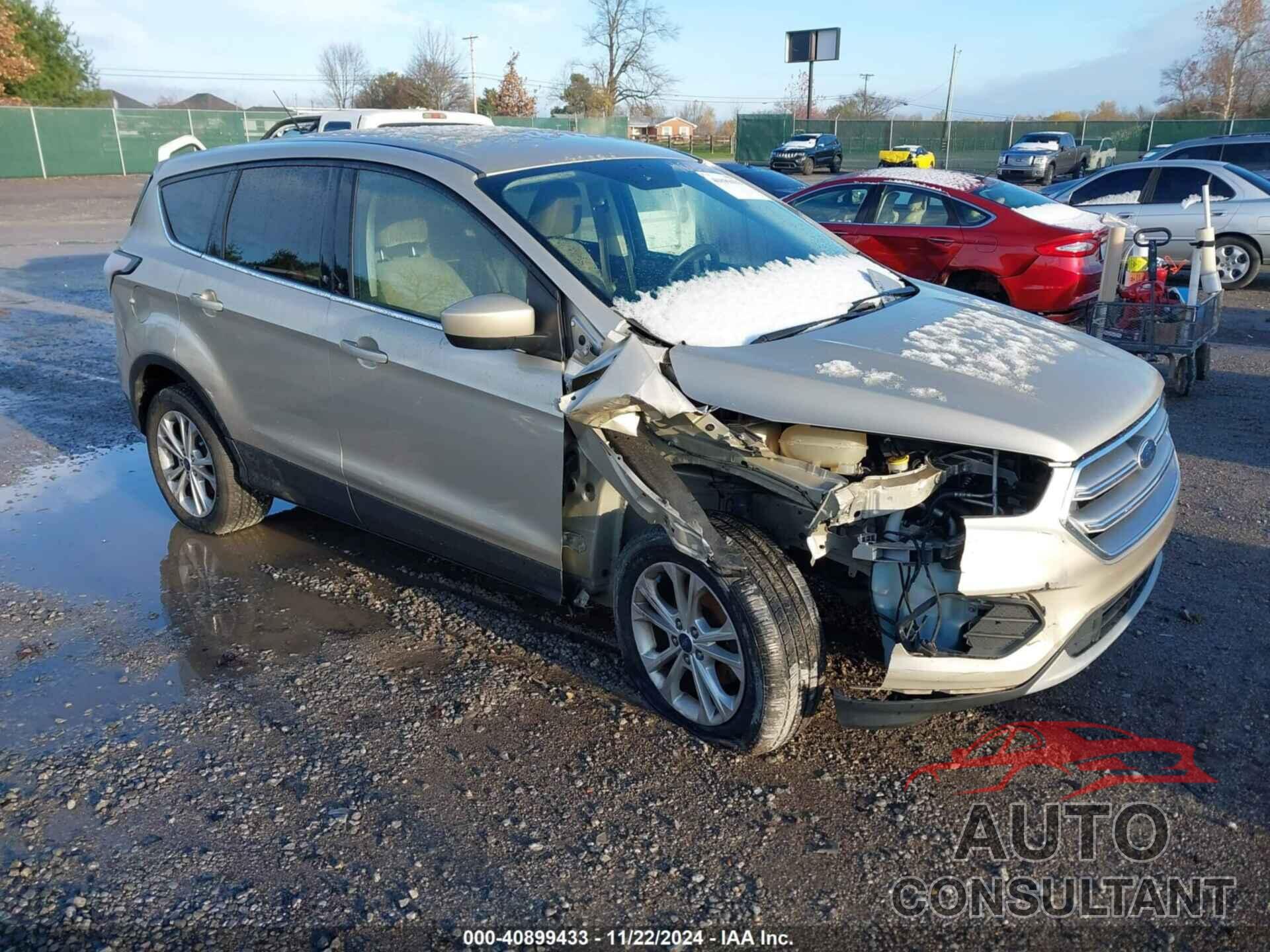 FORD ESCAPE 2017 - 1FMCU0GDXHUC20076