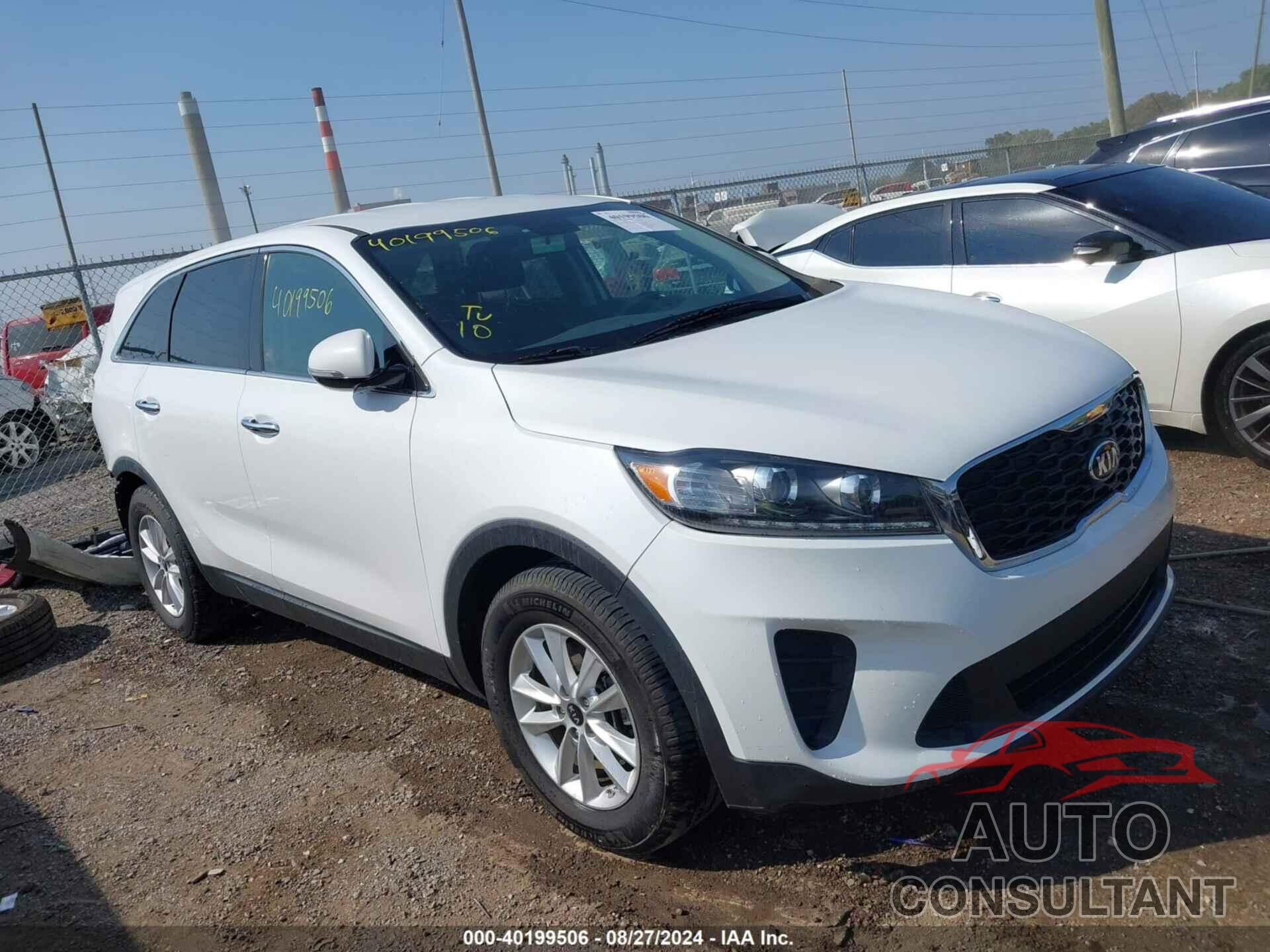 KIA SORENTO 2019 - 5XYPG4A5XKG481884