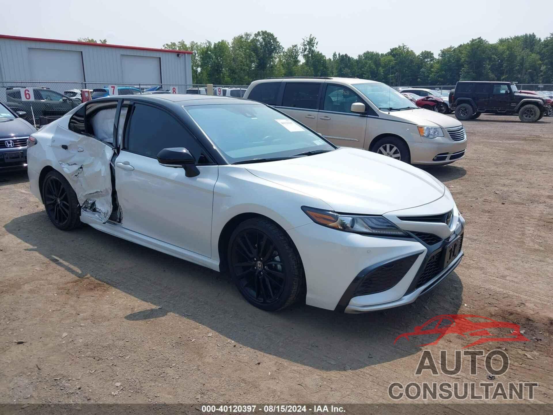 TOYOTA CAMRY 2023 - 4T1KZ1AKXPU077283