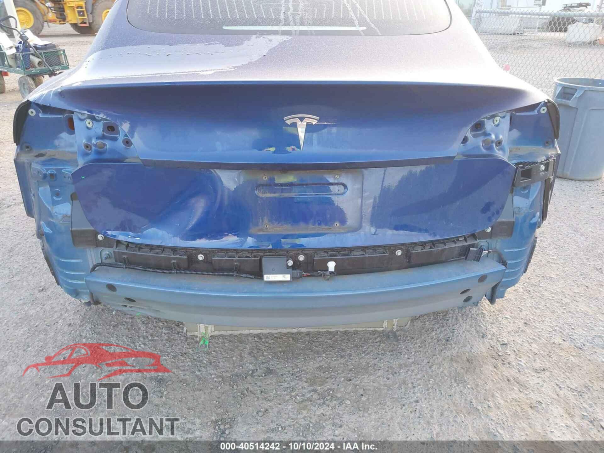TESLA MODEL 3 2018 - 5YJ3E1EA9JF118024
