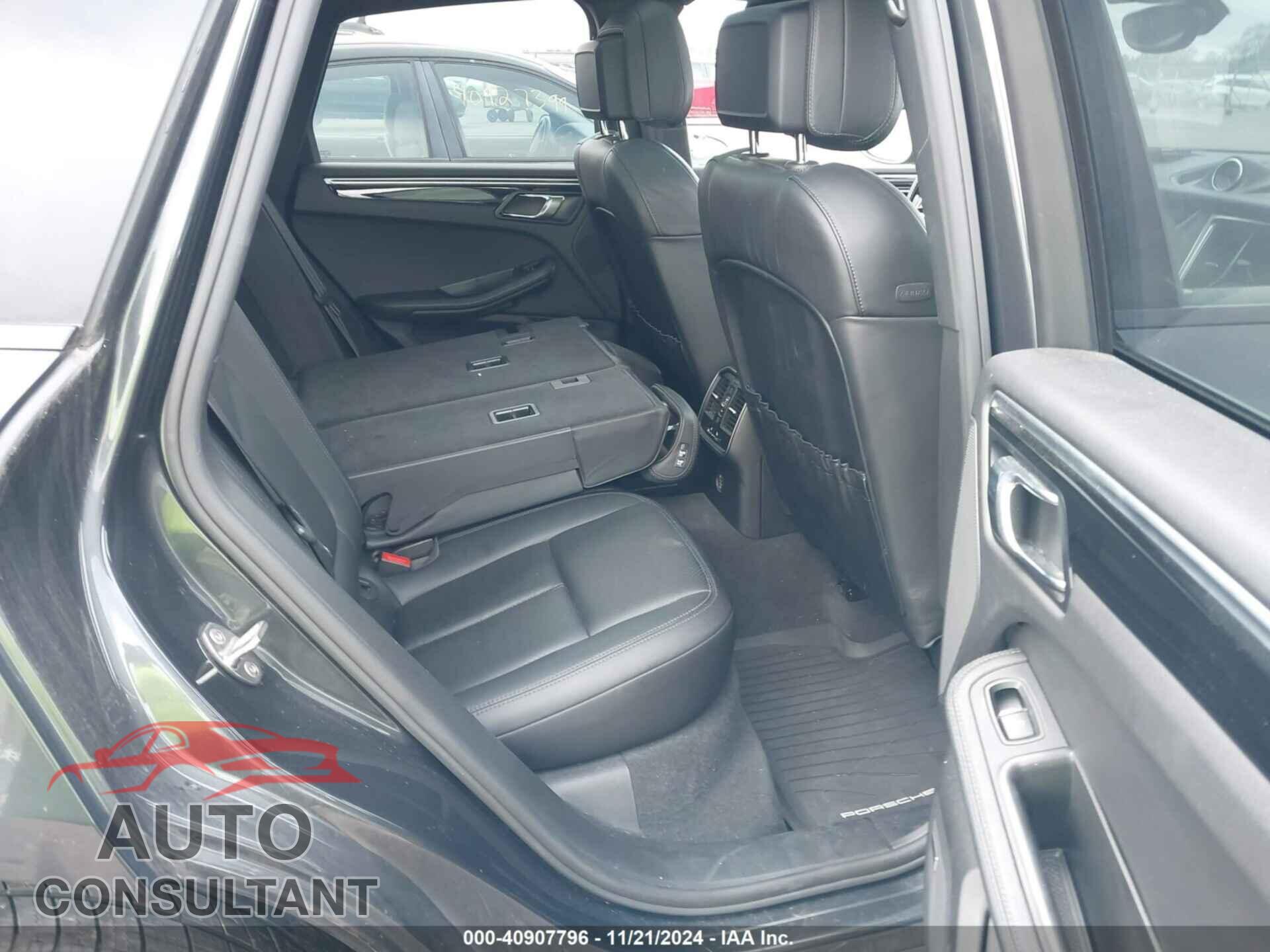 PORSCHE MACAN 2017 - WP1AA2A50HLB81455