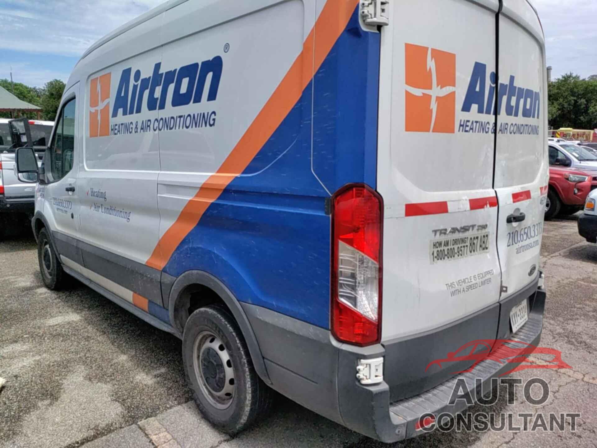 FORD TRANSIT-250 2018 - 1FTYR1CM5JKA69818
