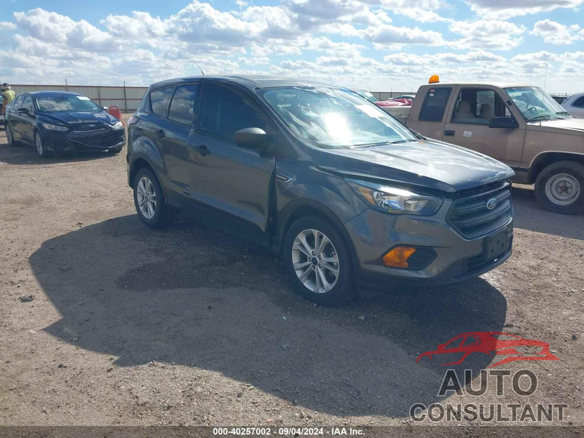 FORD ESCAPE 2018 - 1FMCU0F78JUD36765