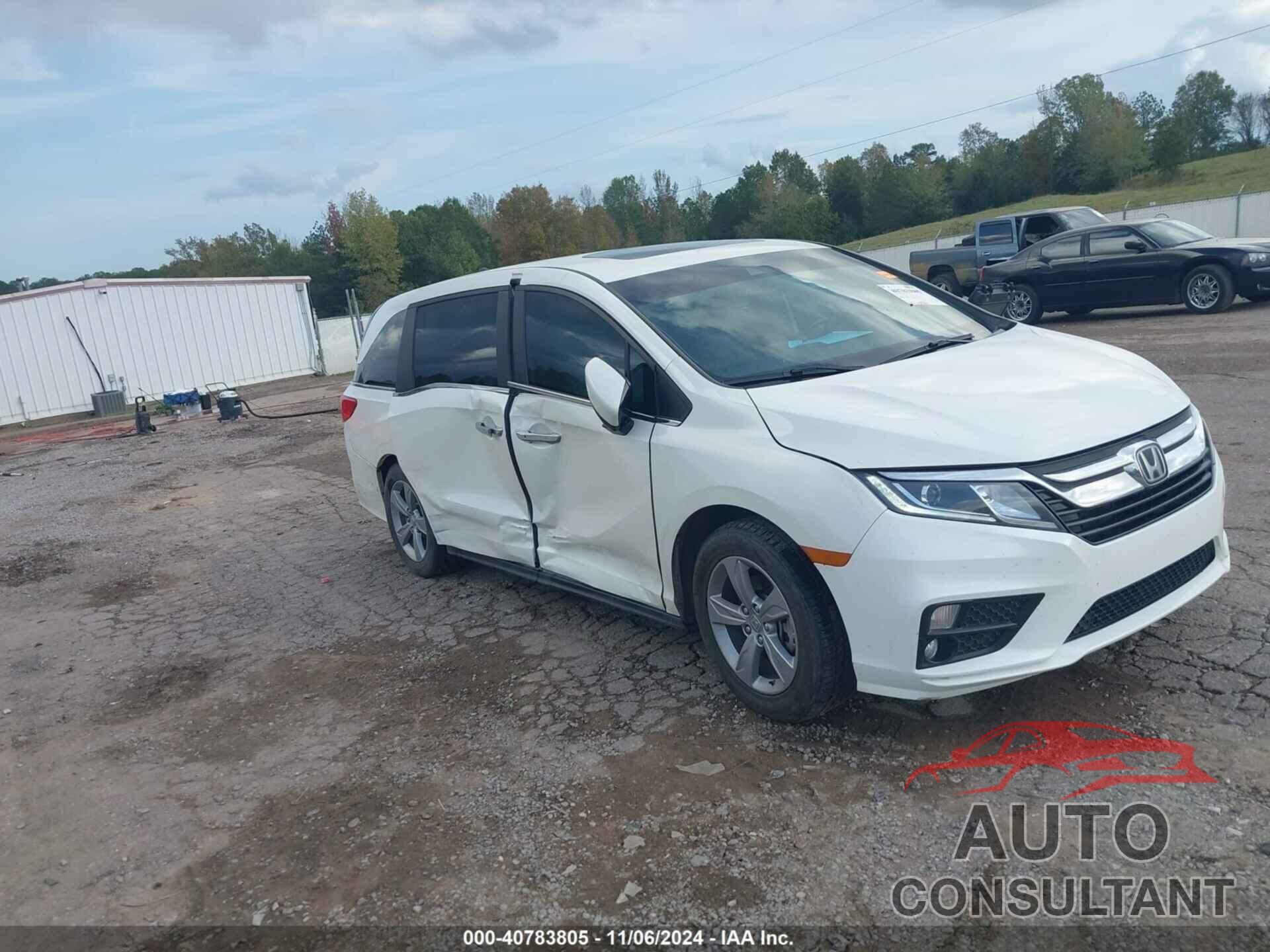 HONDA ODYSSEY 2018 - 5FNRL6H75JB009928