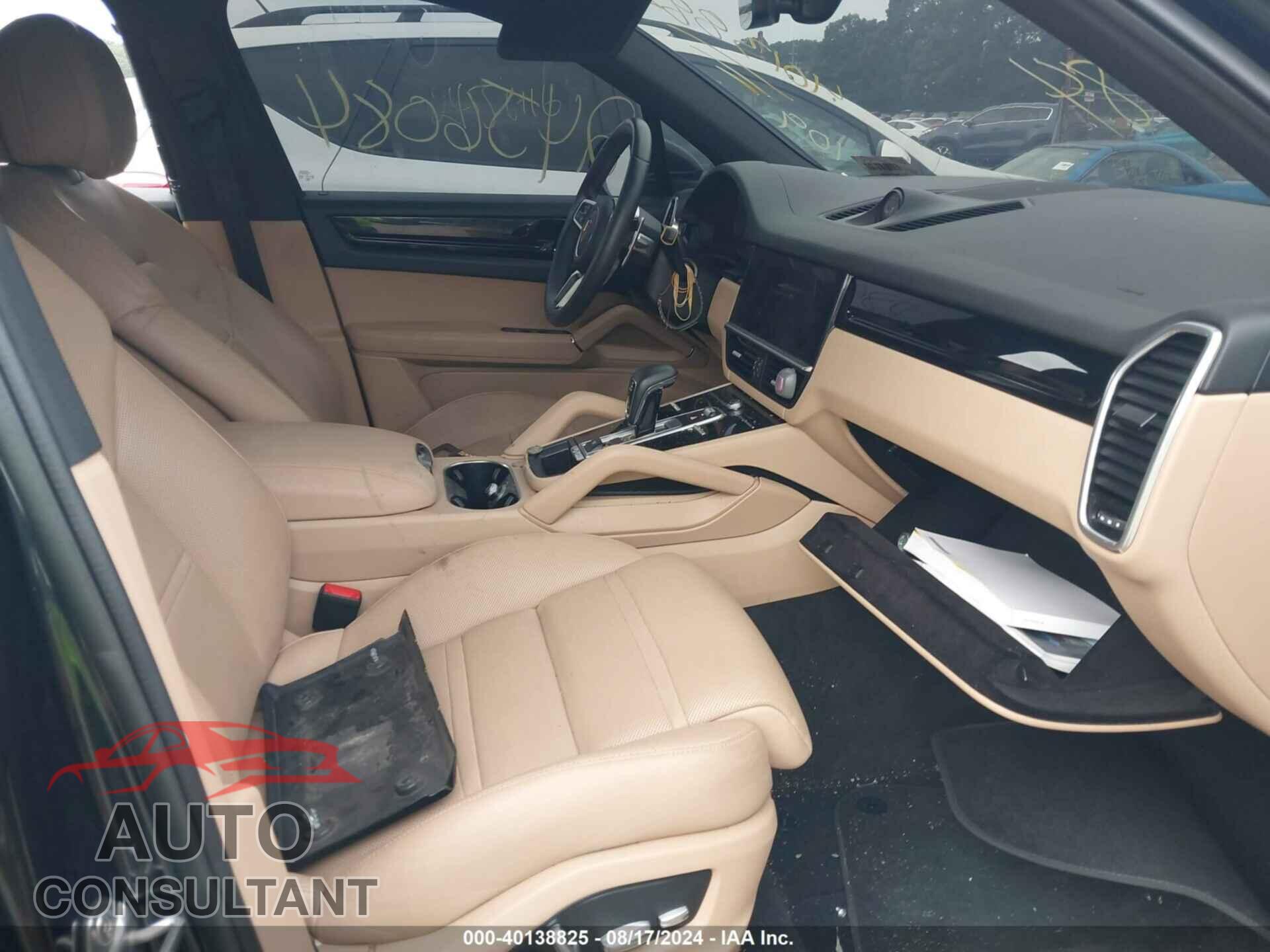 PORSCHE CAYENNE 2021 - WP1AA2AY2MDA08390