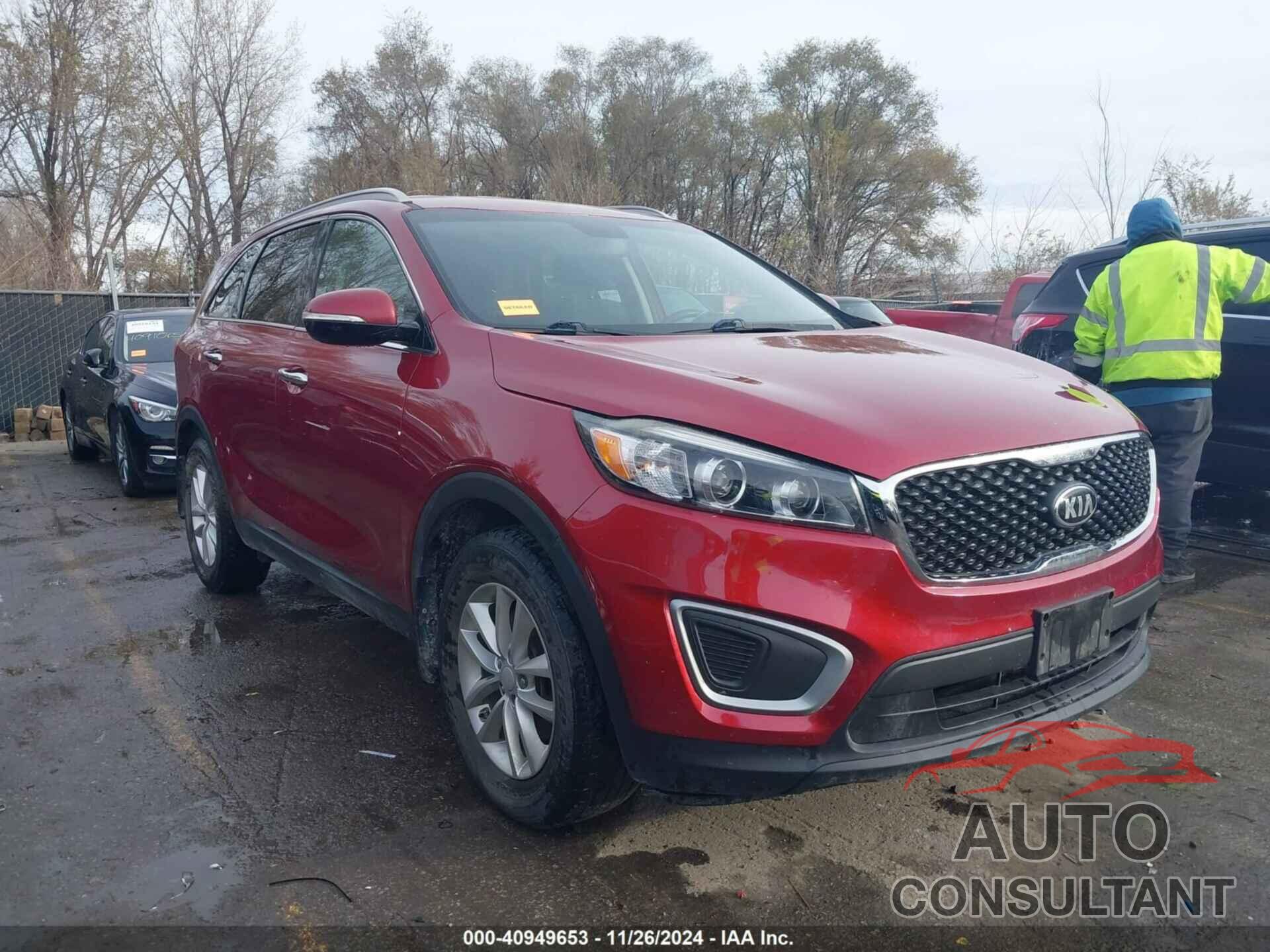 KIA SORENTO 2018 - 5XYPG4A33JG388203