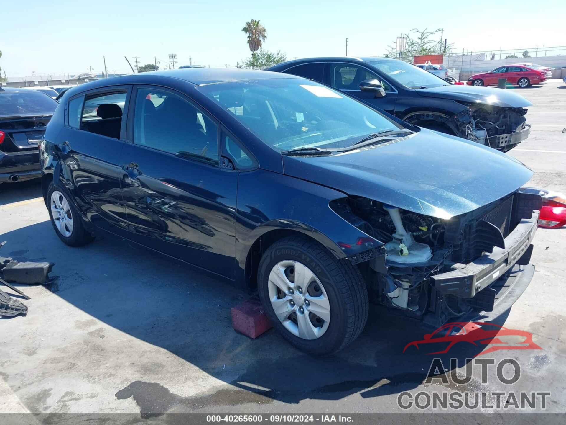 KIA FORTE 2017 - KNAFK5A85H5678986