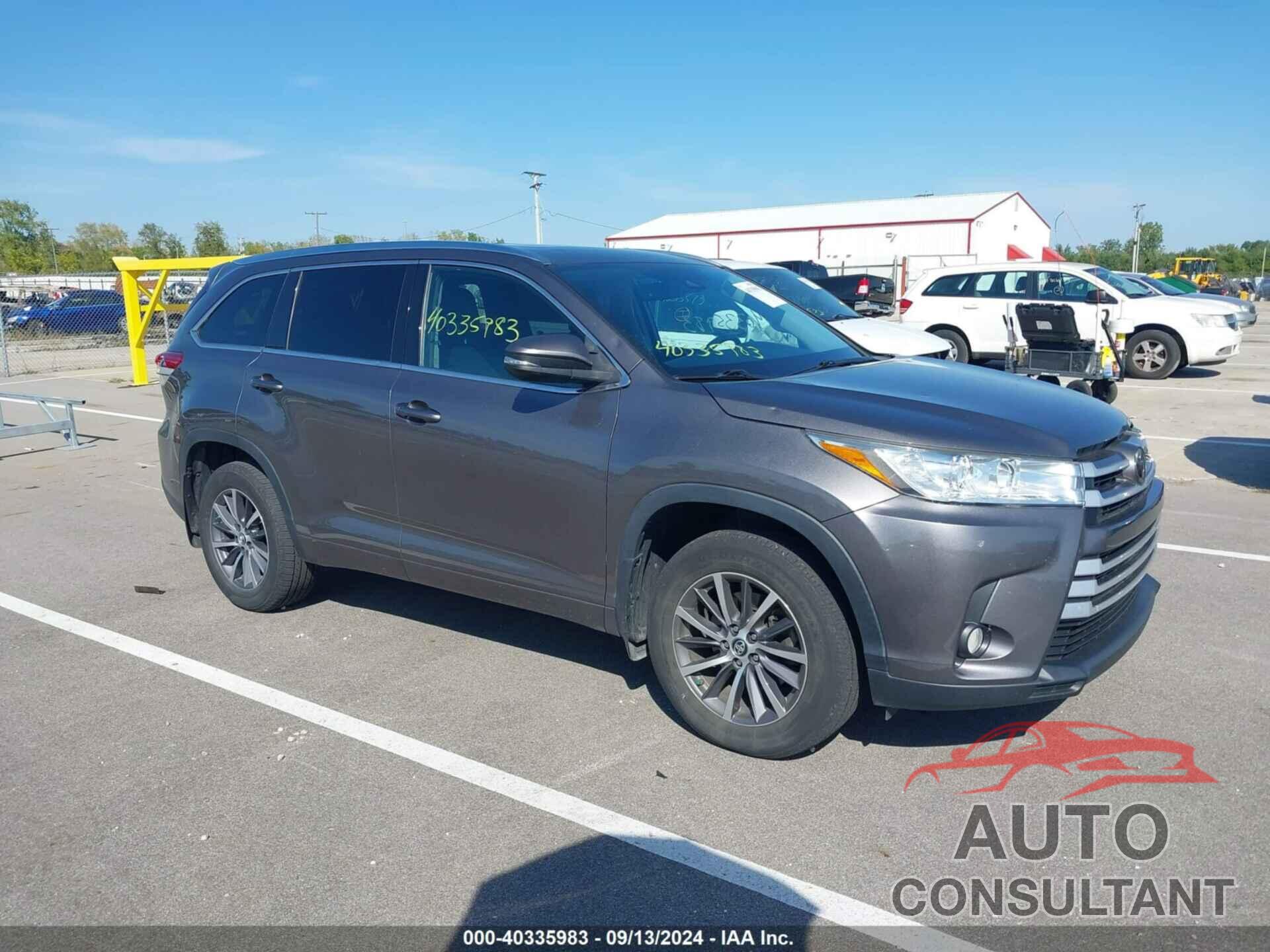 TOYOTA HIGHLANDER 2018 - 5TDJZRFH4JS863247