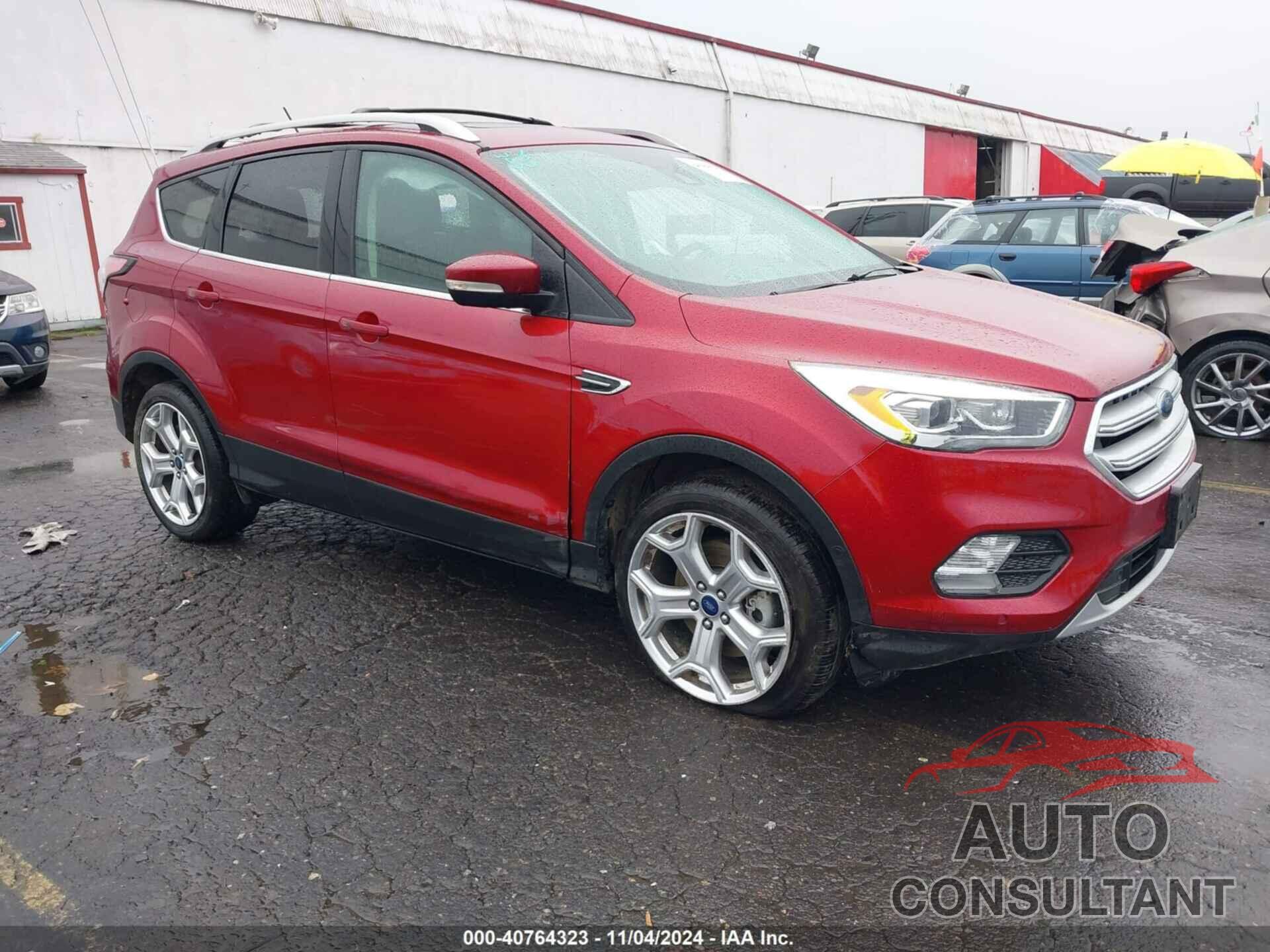 FORD ESCAPE 2018 - 1FMCU9J97JUA86903