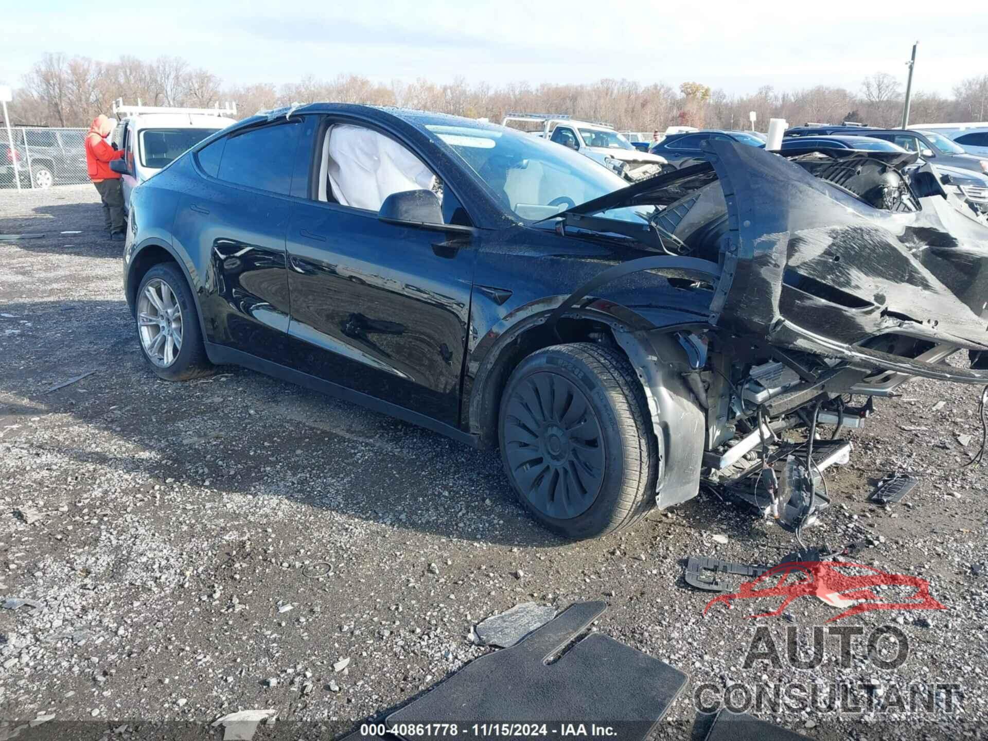 TESLA MODEL Y 2021 - 5YJYGDEE3MF196128