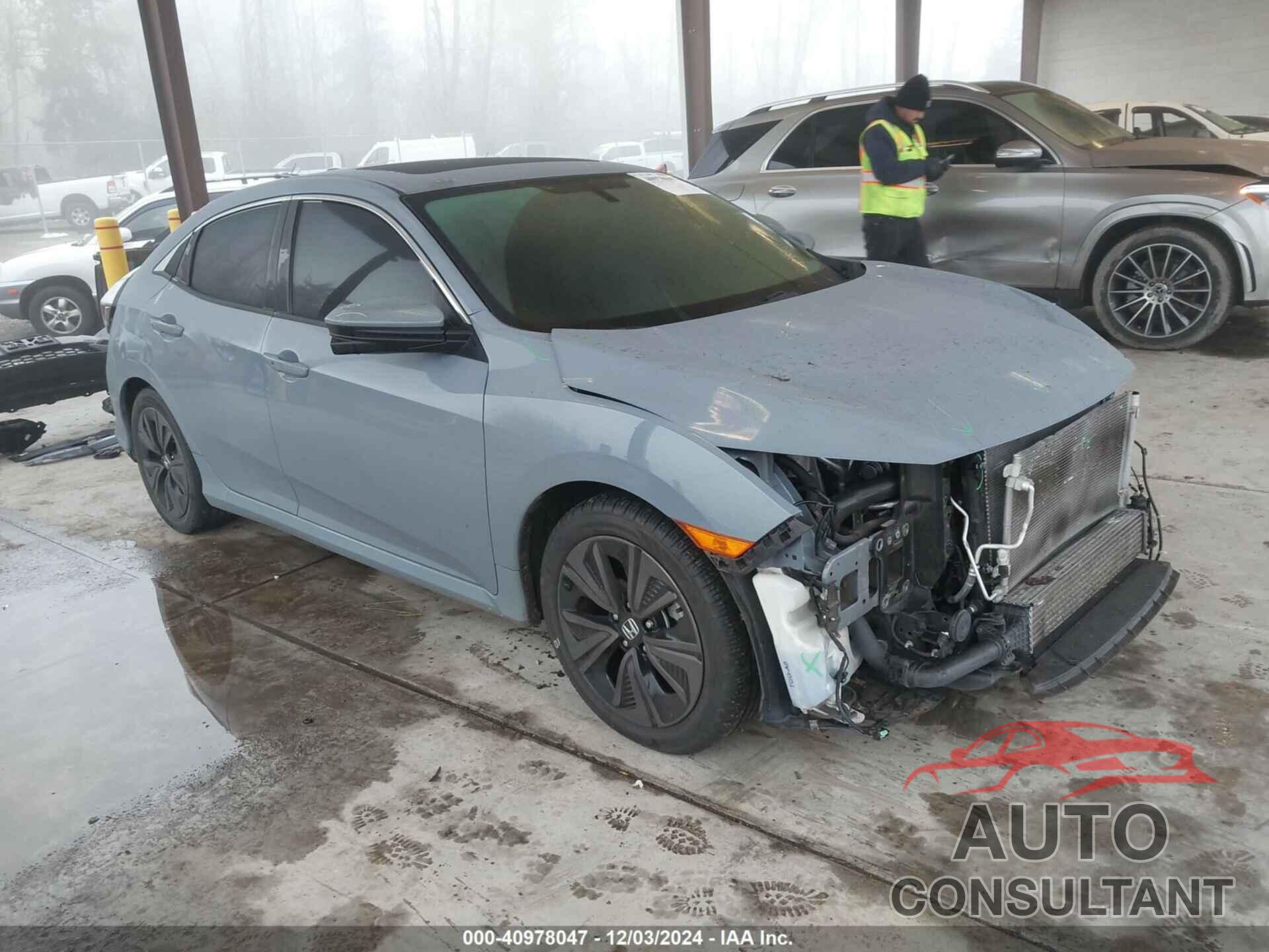 HONDA CIVIC 2017 - SHHFK7H71HU222279