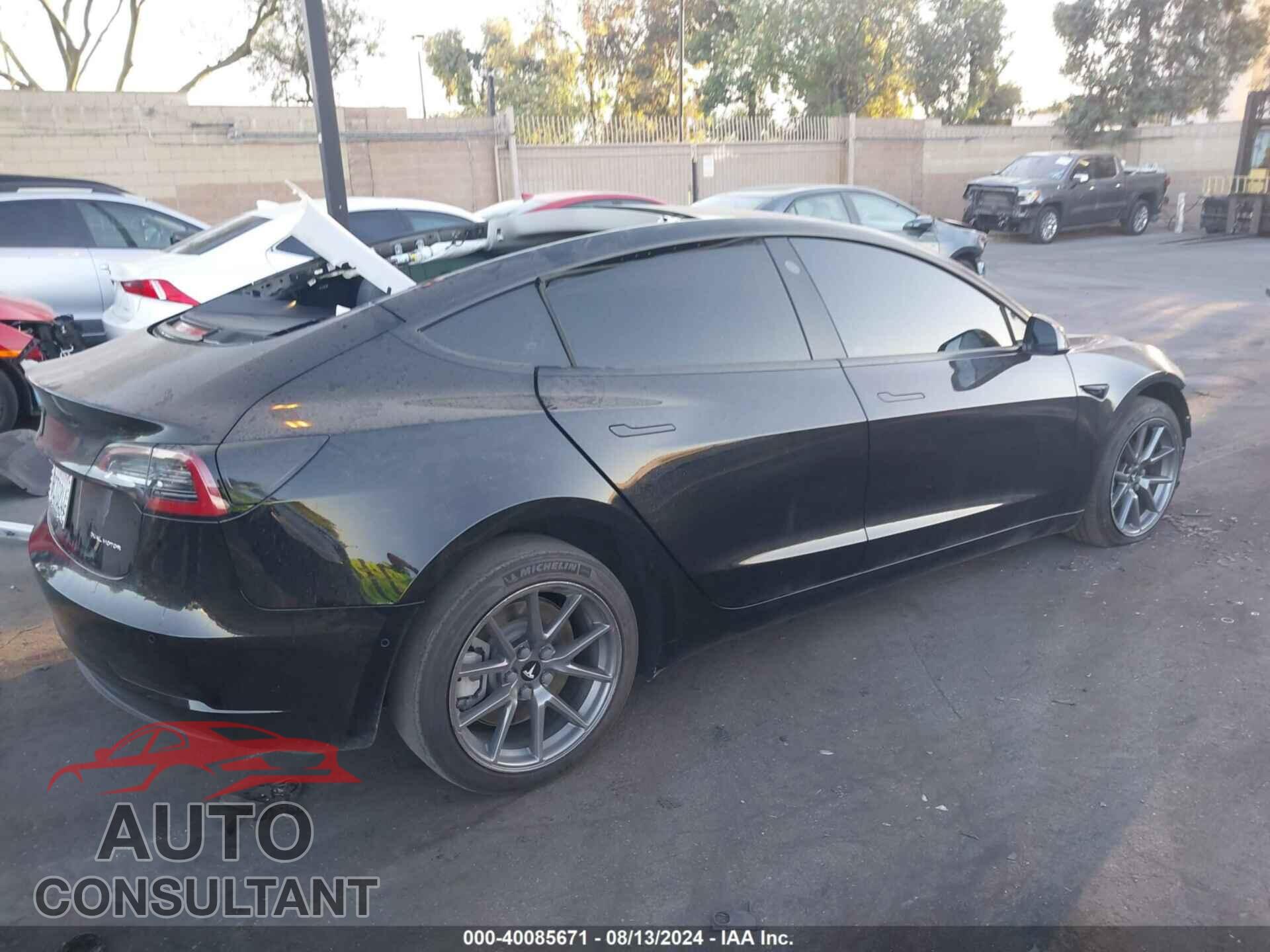 TESLA MODEL 3 2022 - 5YJ3E1EB9NF335409
