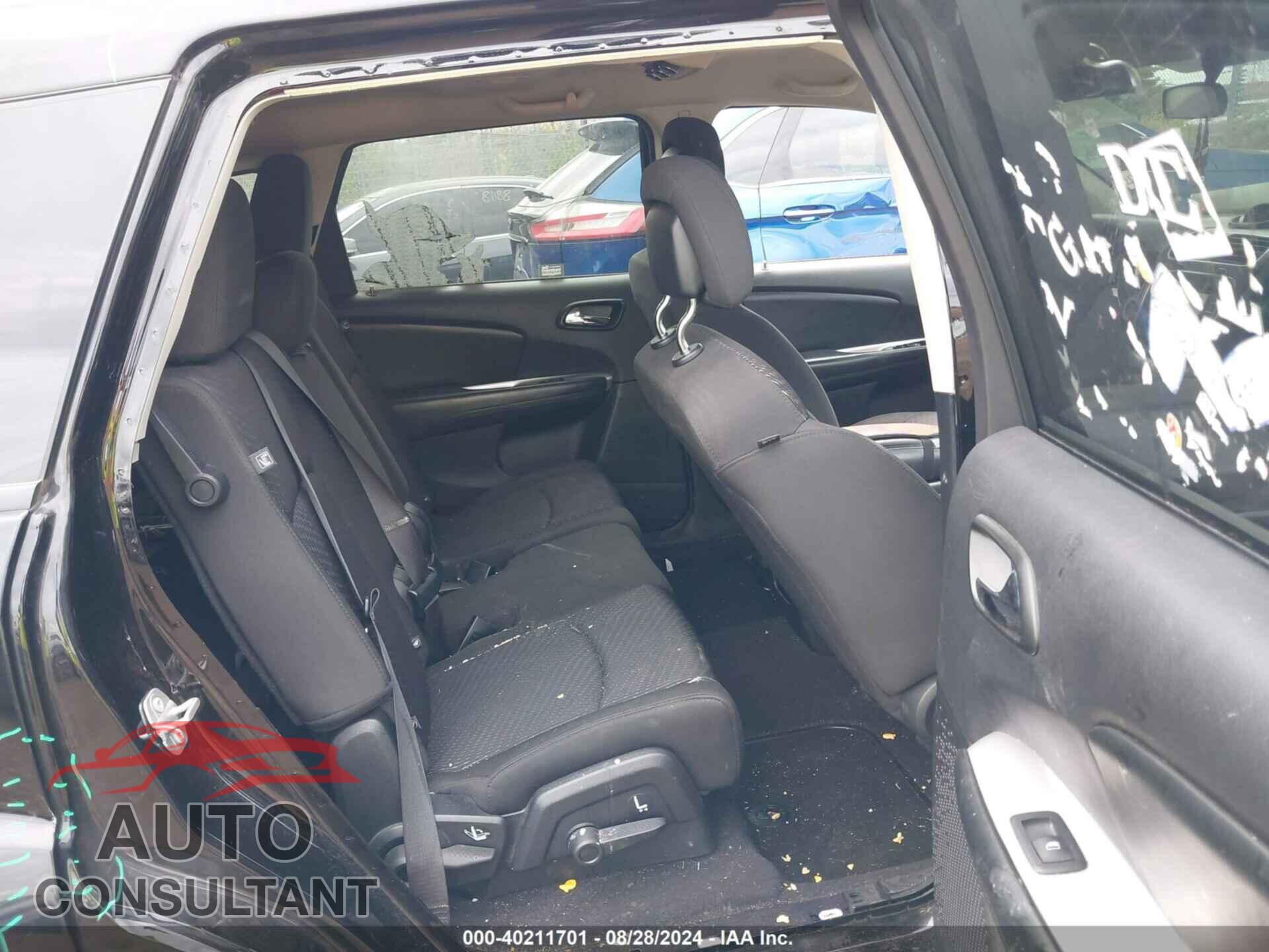 DODGE JOURNEY 2018 - 3C4PDCAB5JT275565