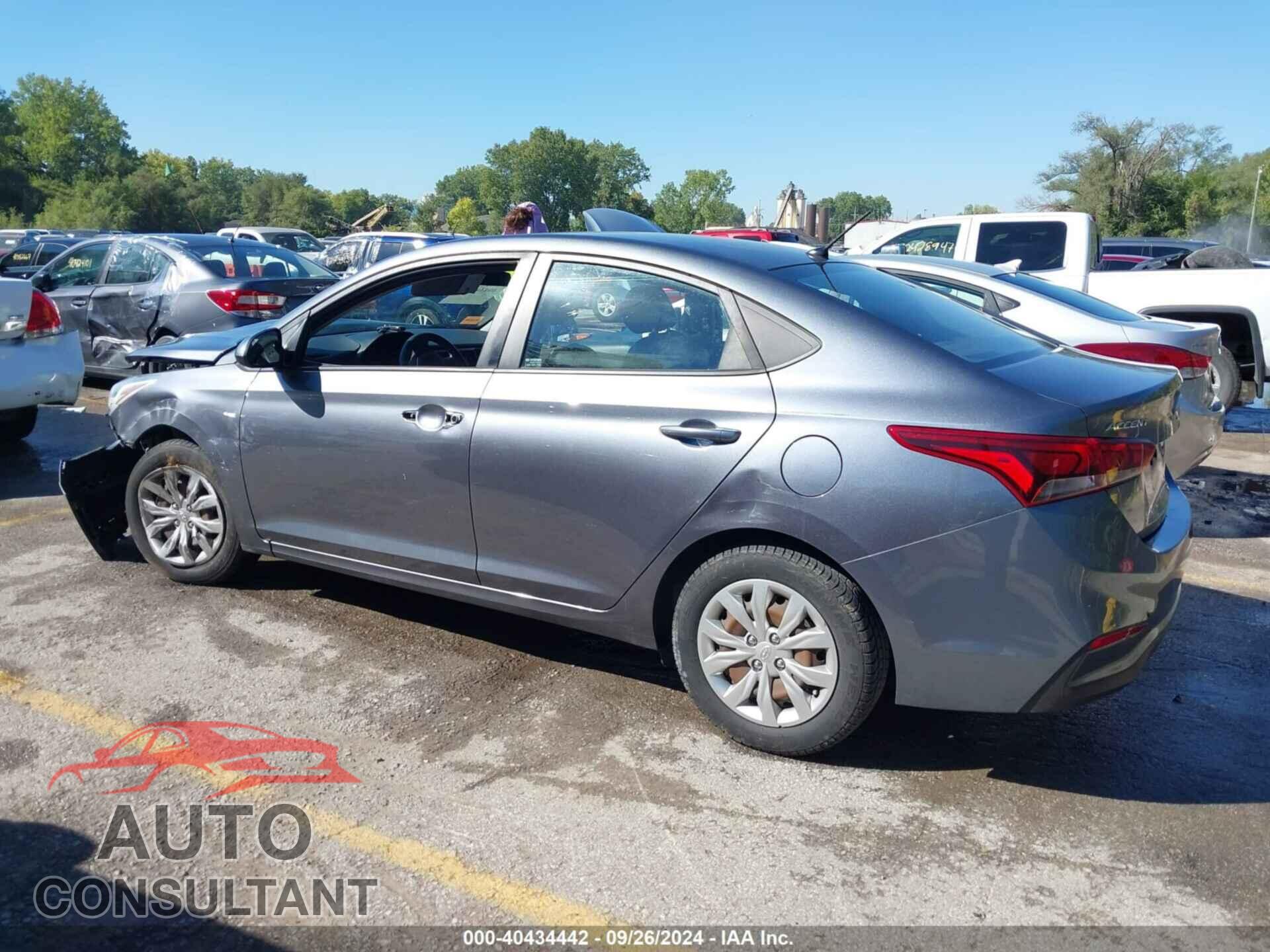 HYUNDAI ACCENT 2018 - 3KPC24A32JE013297