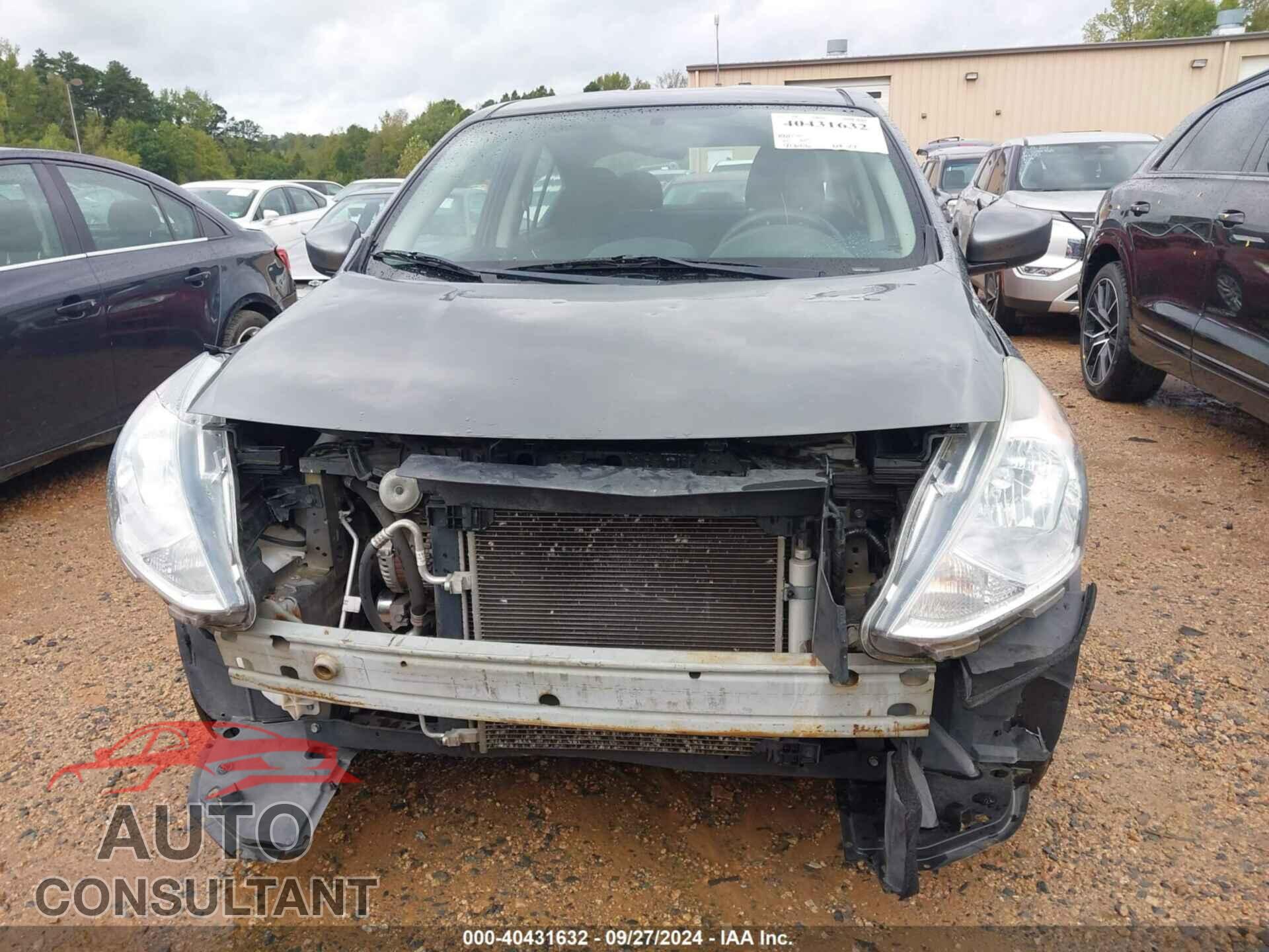 NISSAN VERSA 2018 - 3N1CN7AP2JL862100