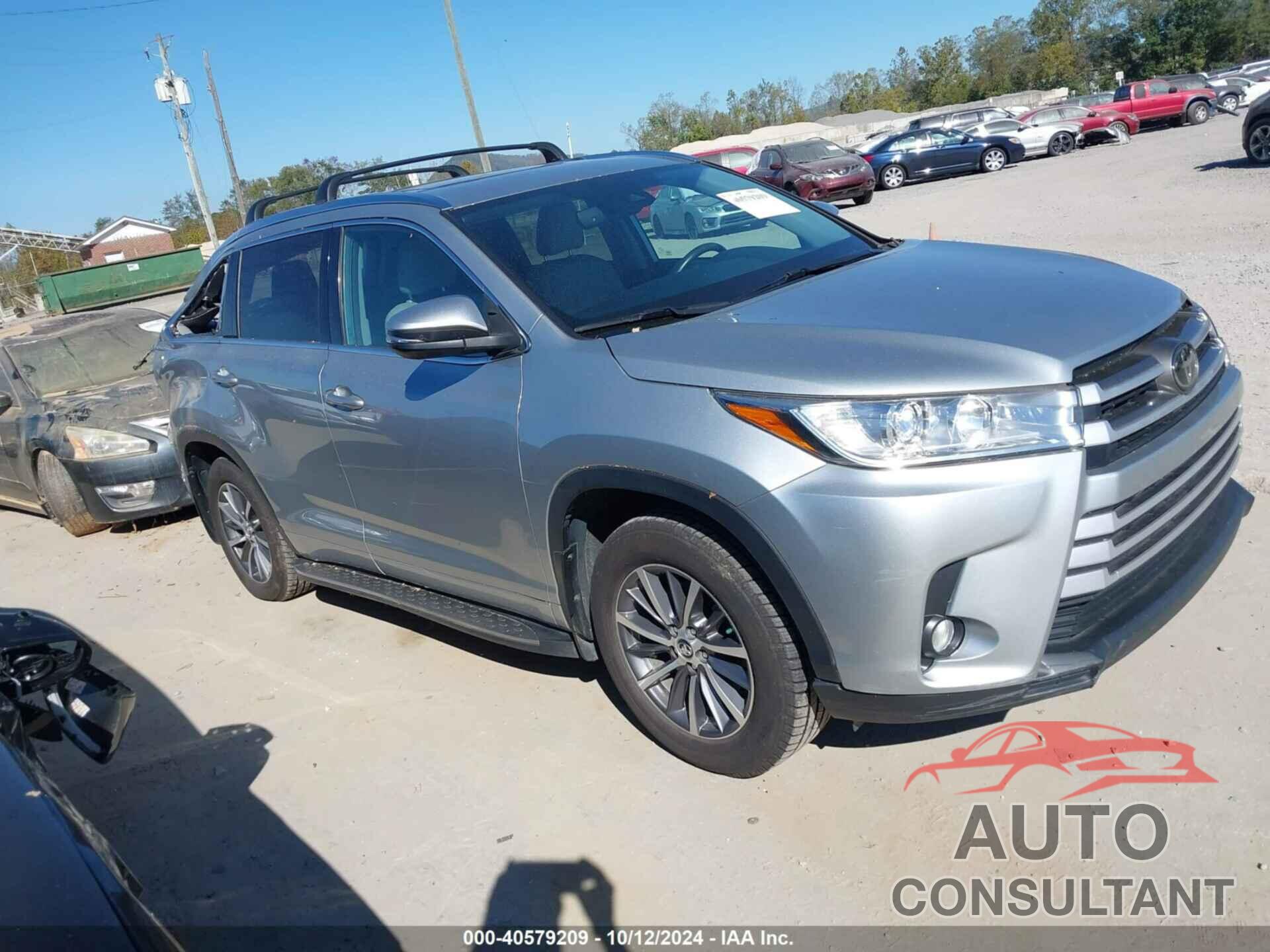 TOYOTA HIGHLANDER 2018 - 5TDJZRFH5JS900404