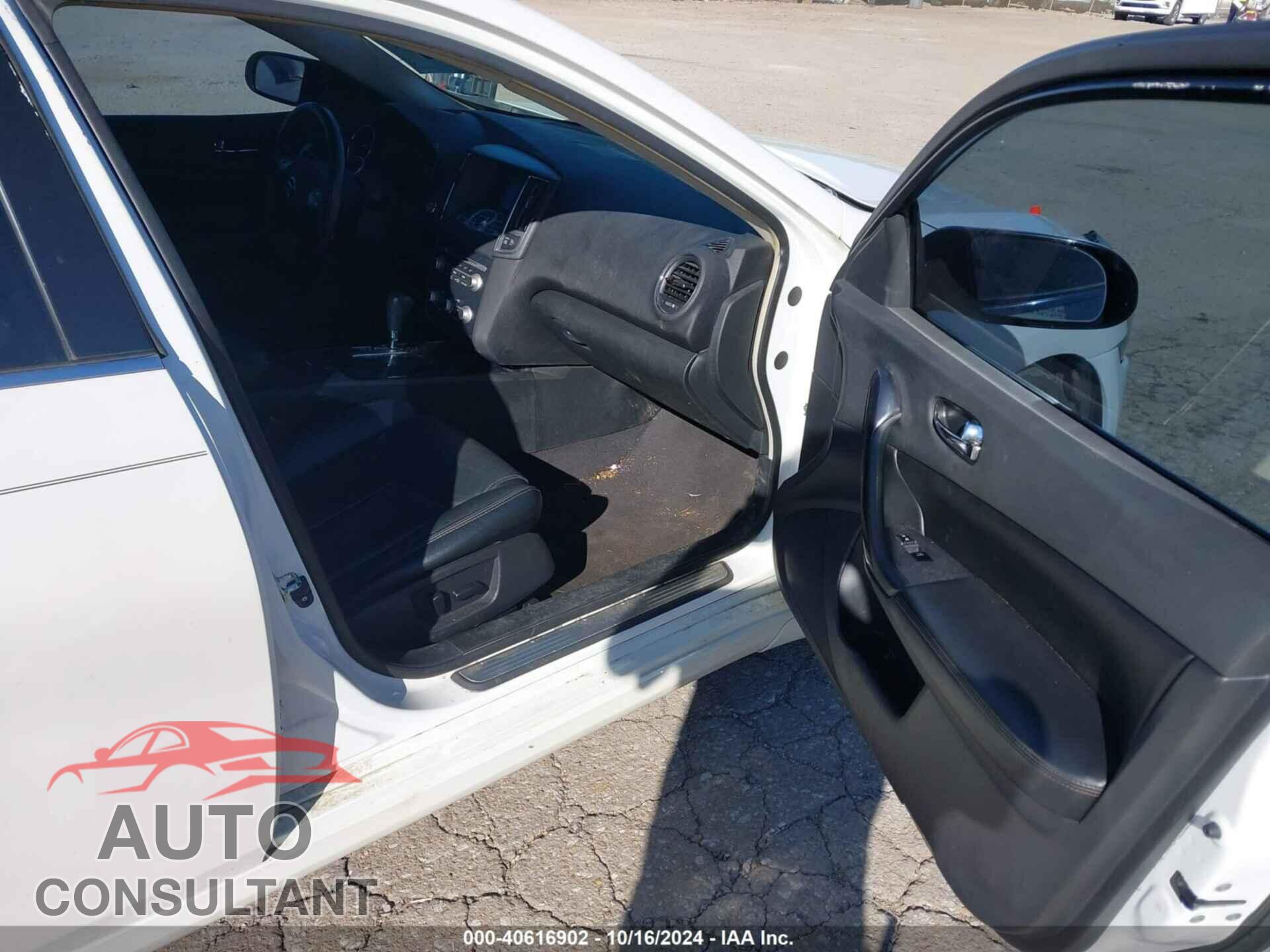 NISSAN MAXIMA 2013 - 1N4AA5APXDC830165