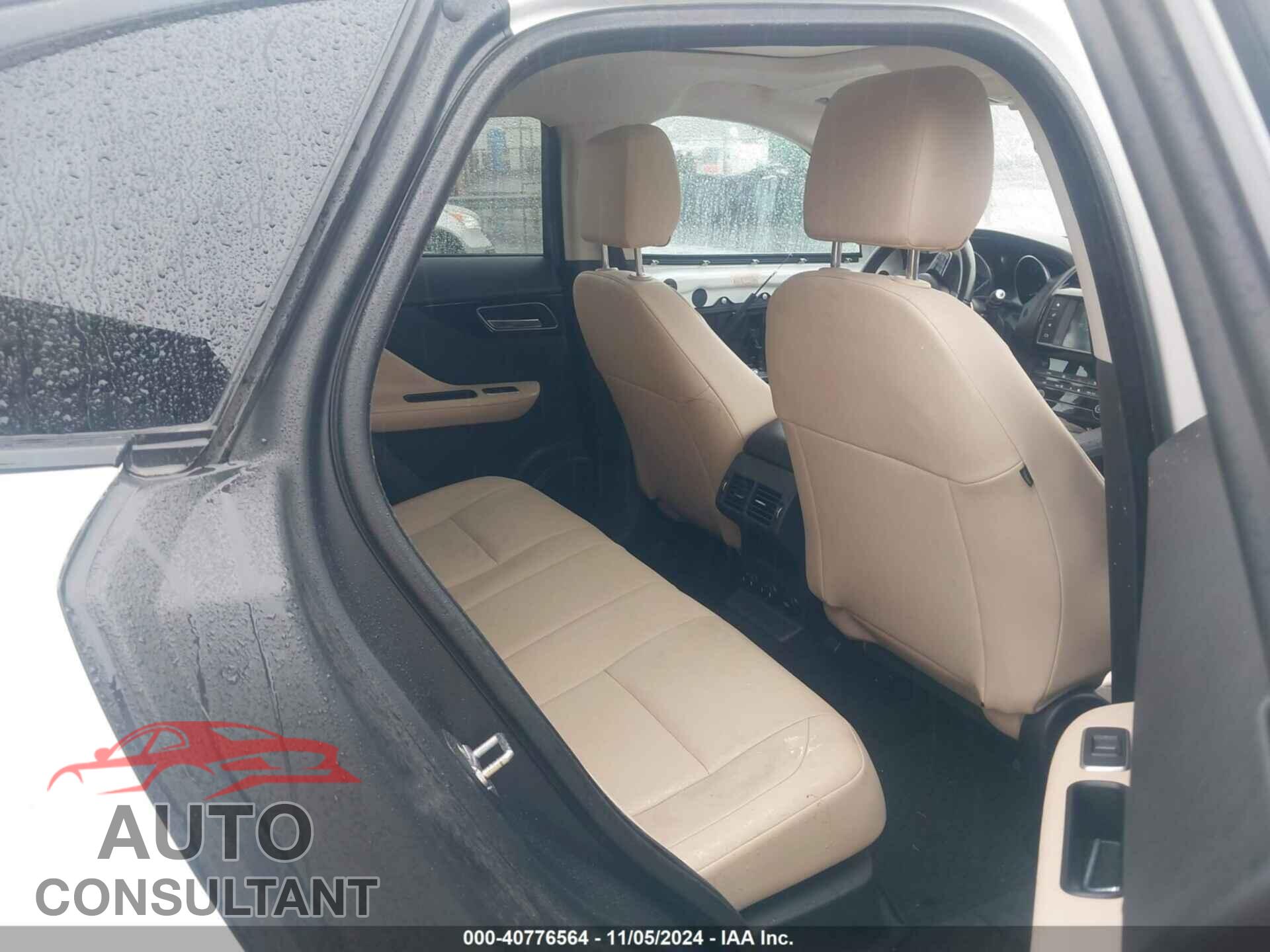 JAGUAR F-PACE 2017 - SADCJ2BV6HA092448