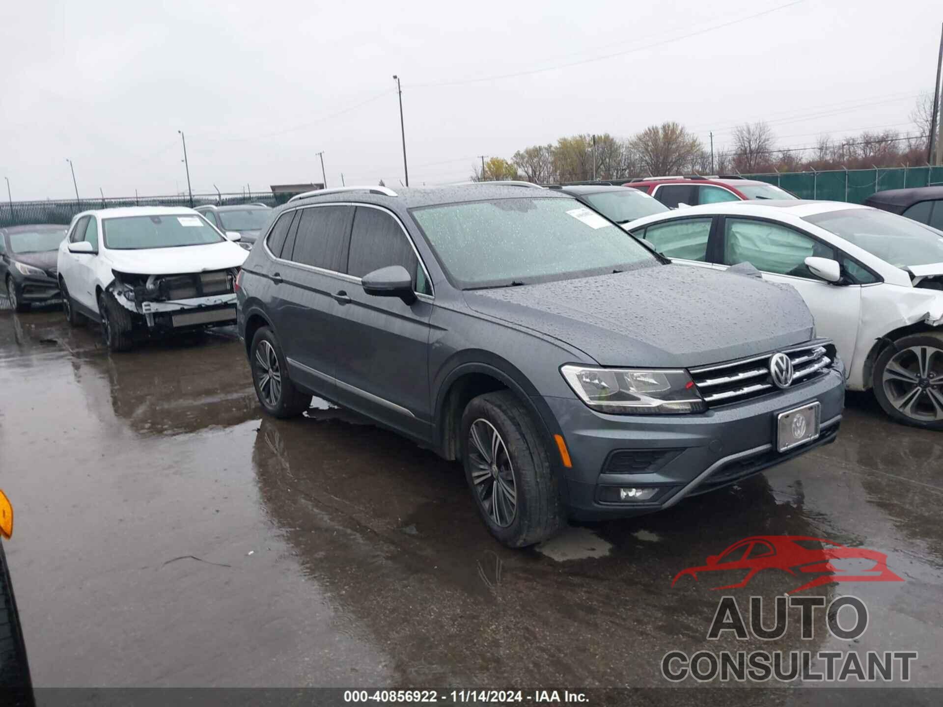 VOLKSWAGEN TIGUAN 2018 - 3VV2B7AX5JM062114