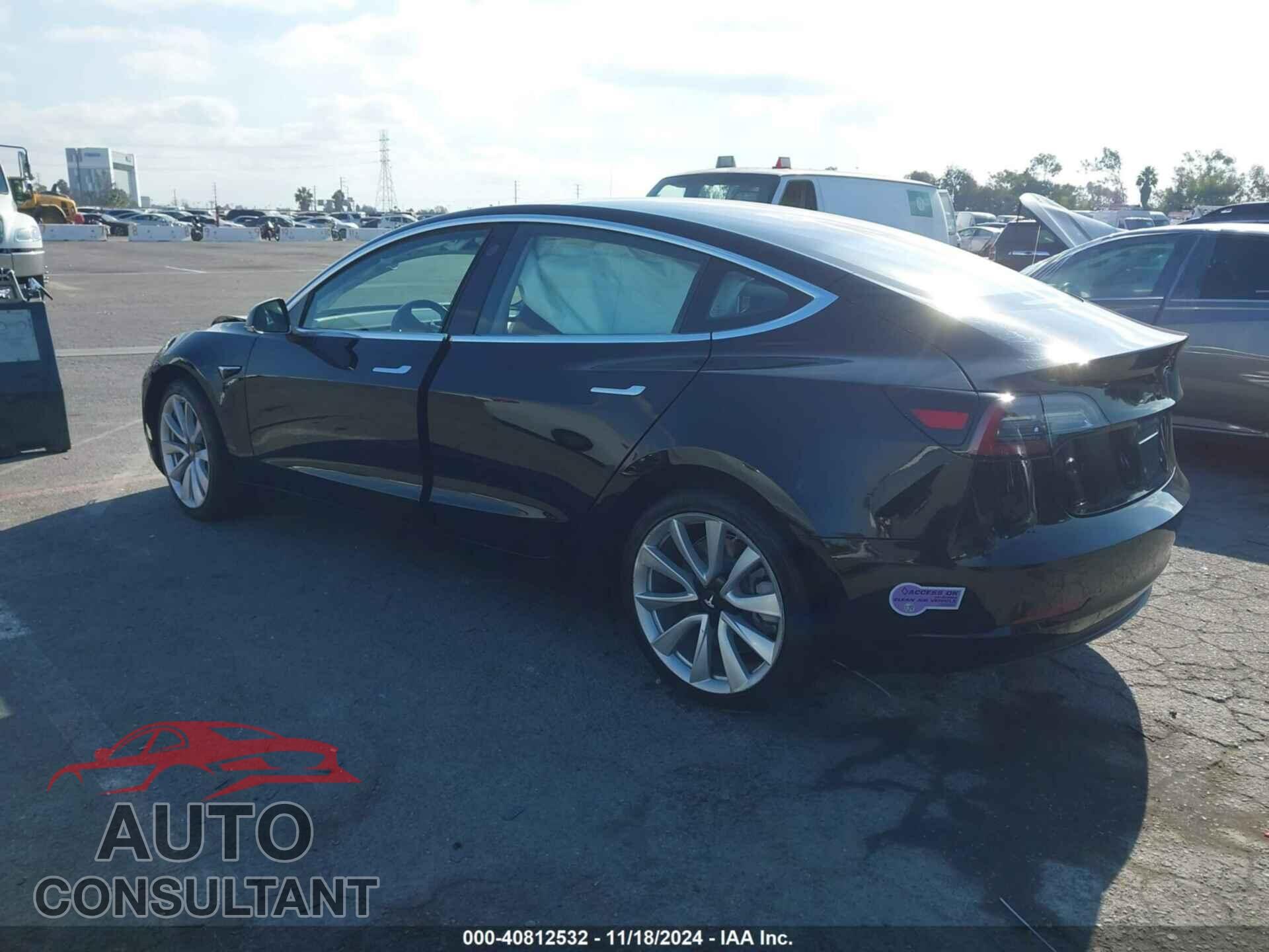 TESLA MODEL 3 2018 - 5YJ3E1EA7JF176181