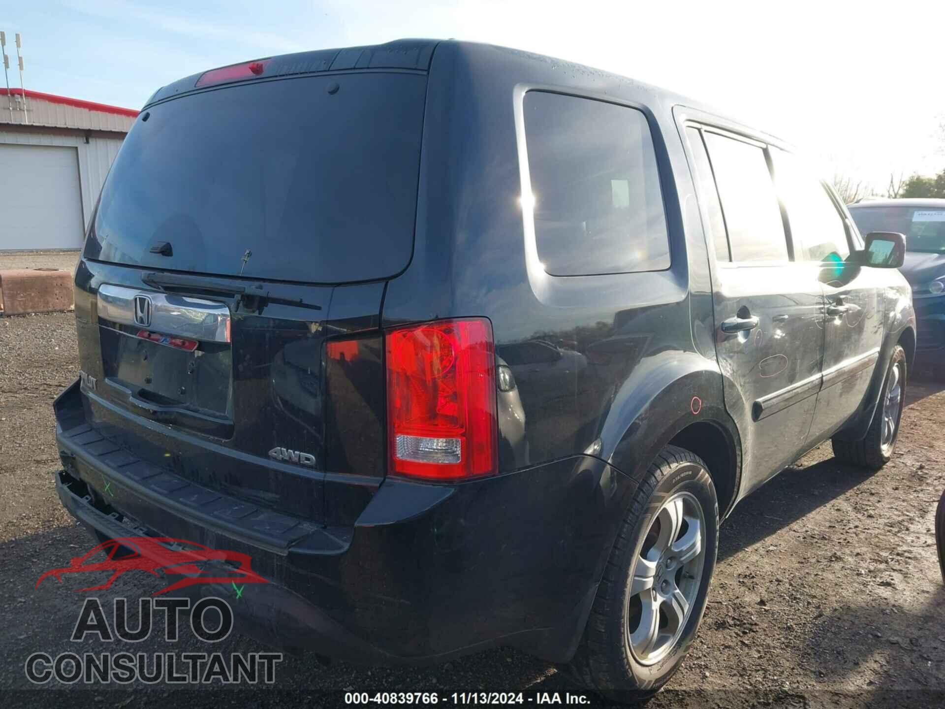HONDA PILOT 2014 - 5FNYF4H6XEB001540
