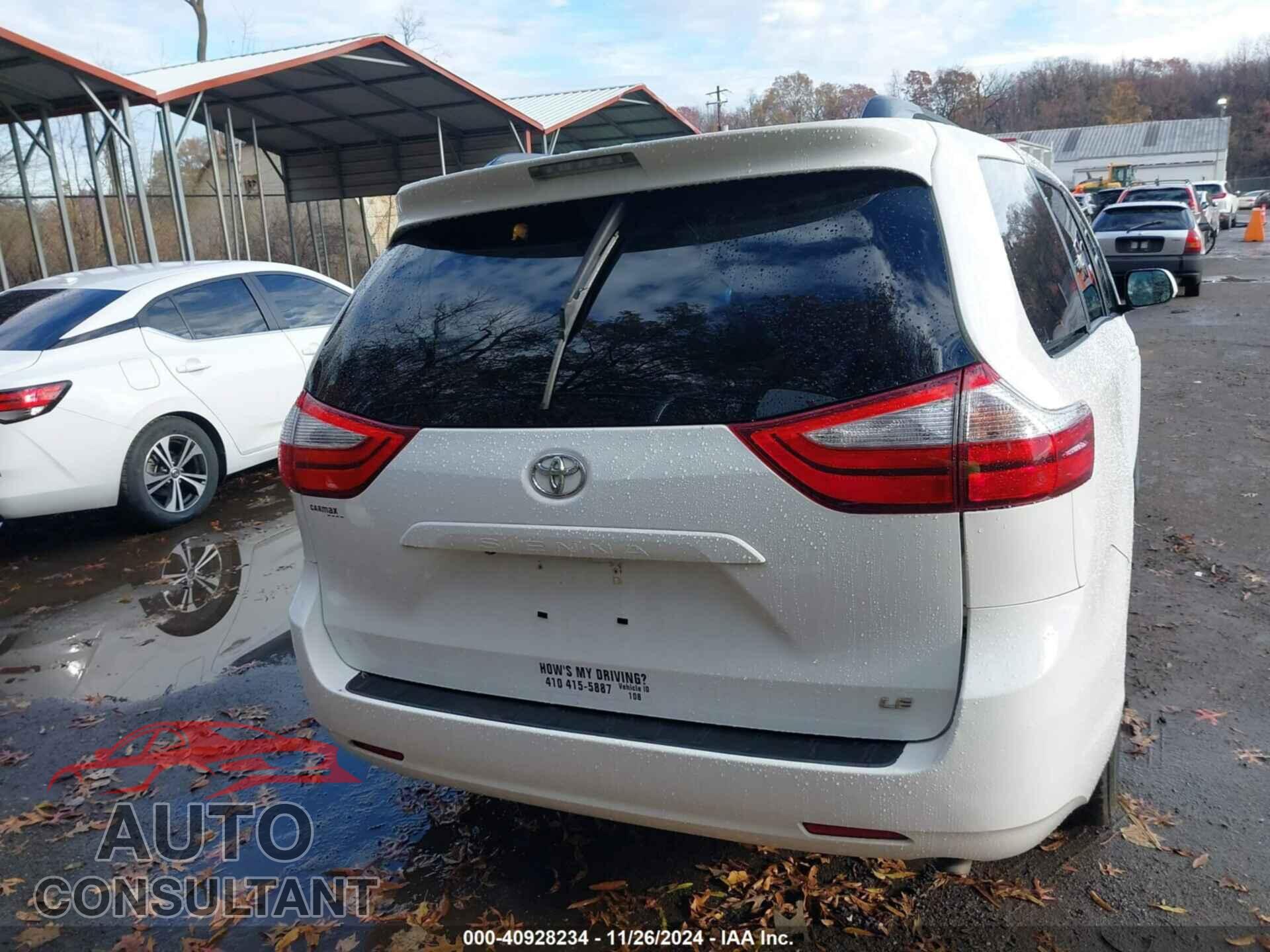 TOYOTA SIENNA 2017 - 5TDKZ3DC9HS875204