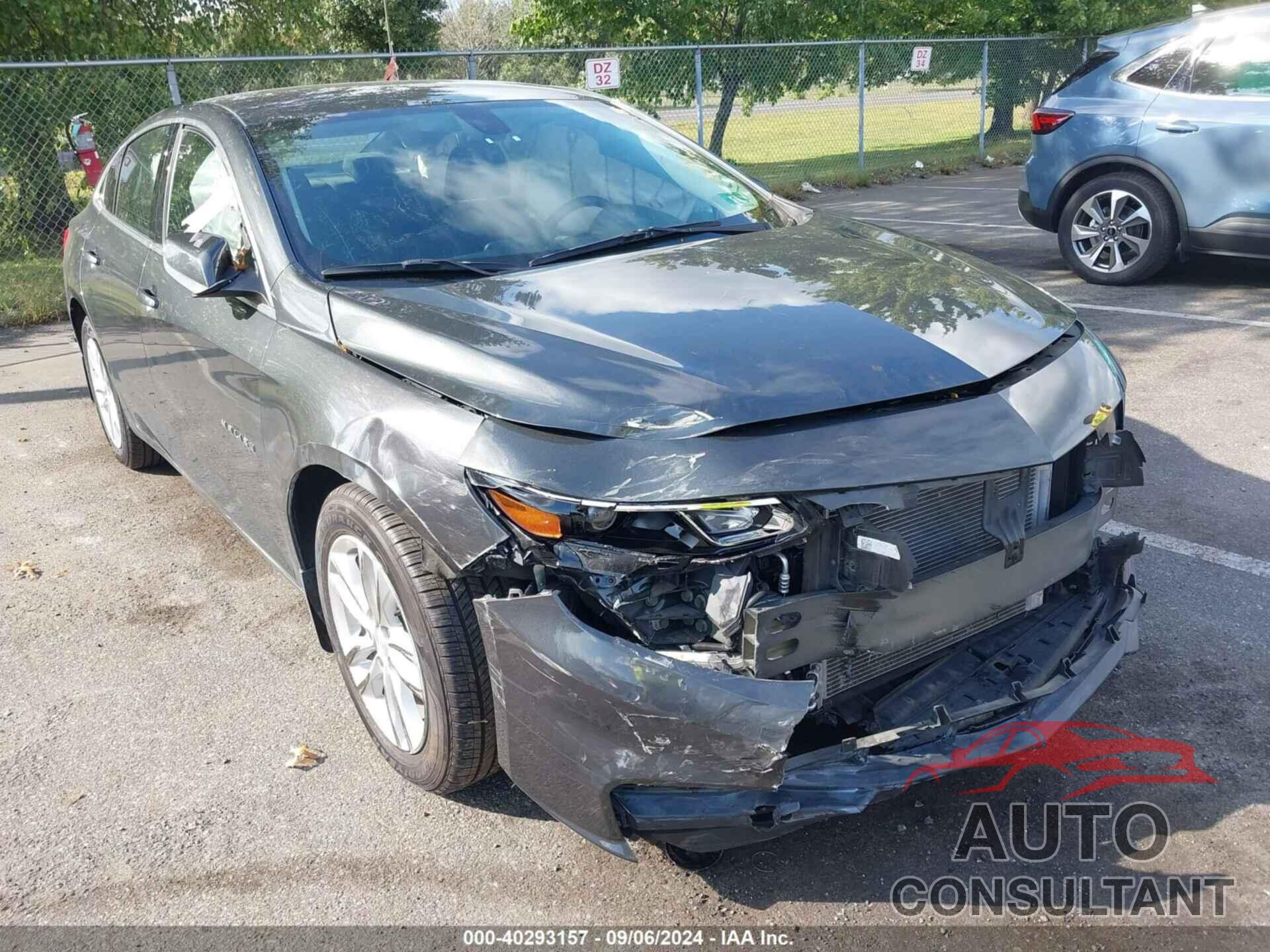 CHEVROLET MALIBU 2018 - 1G1ZD5ST9JF220387