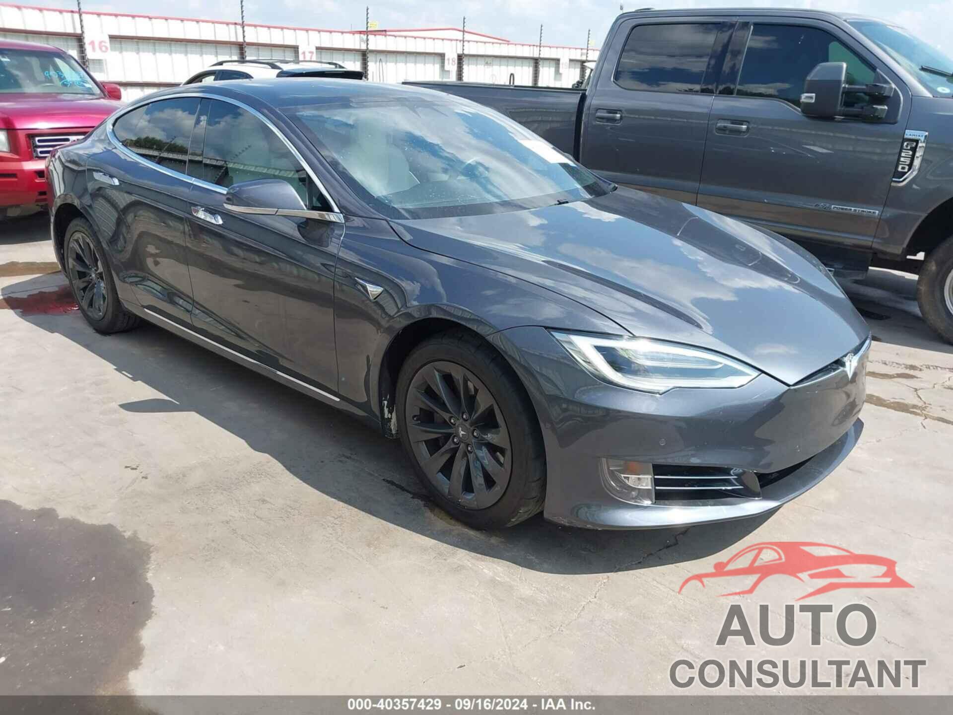 TESLA MODEL S 2018 - 5YJSA1E20JF294976