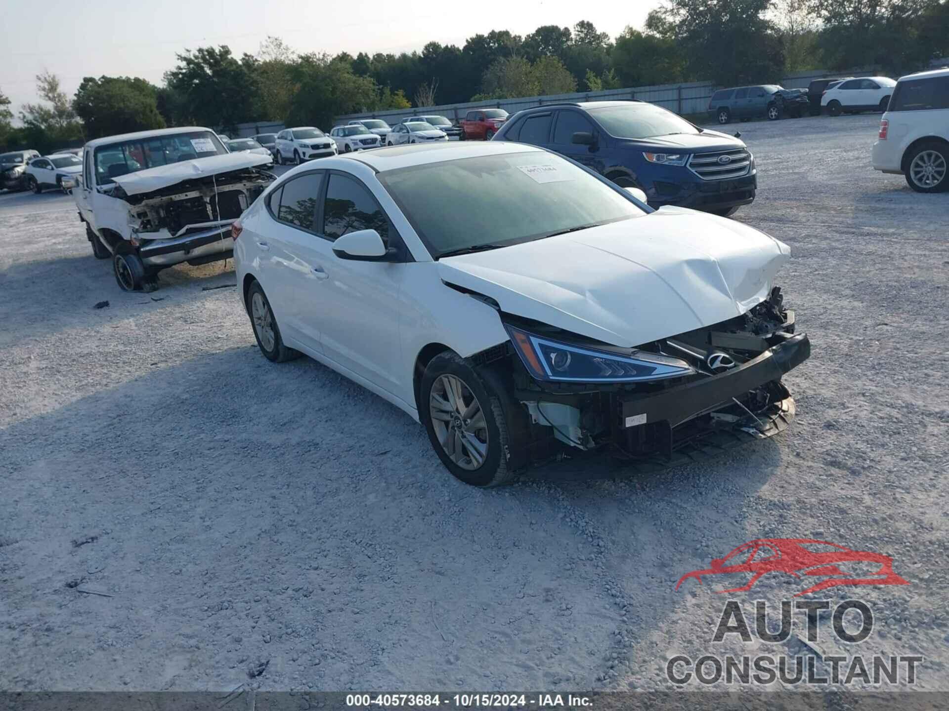 HYUNDAI ELANTRA 2019 - 5NPD84LF2KH463409