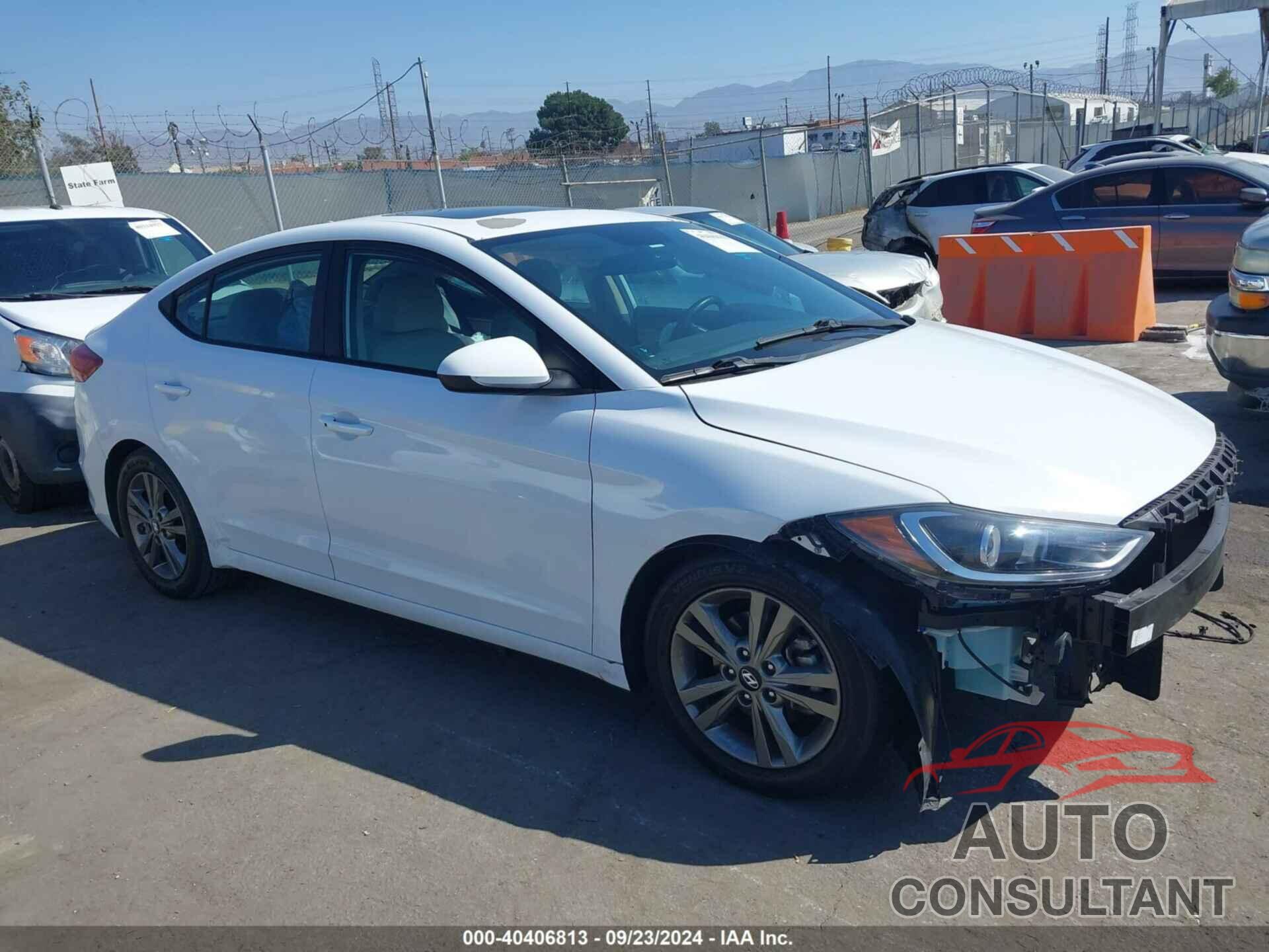 HYUNDAI ELANTRA 2018 - 5NPD84LF8JH392165