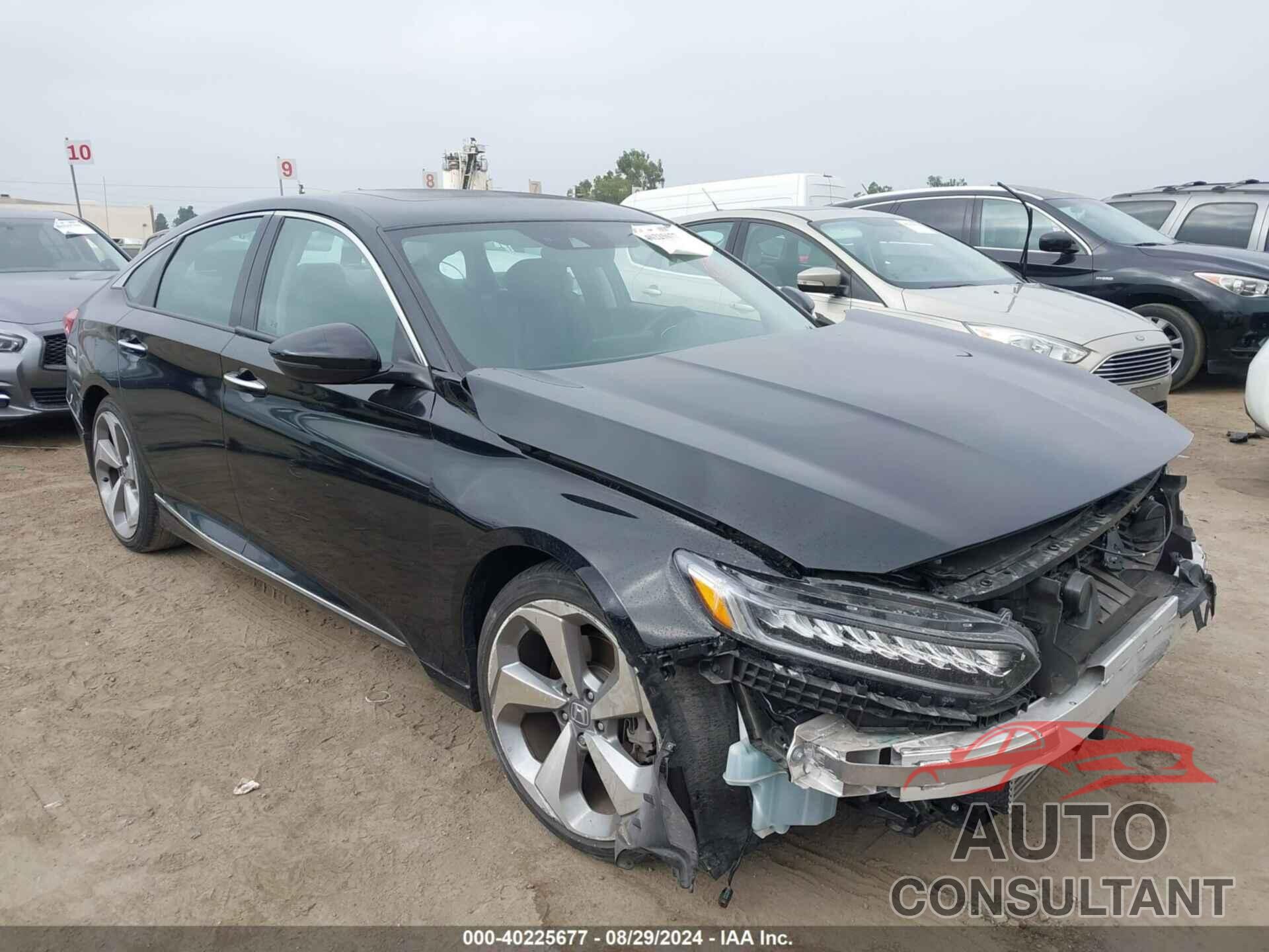 HONDA ACCORD 2018 - 1HGCV1F96JA028702